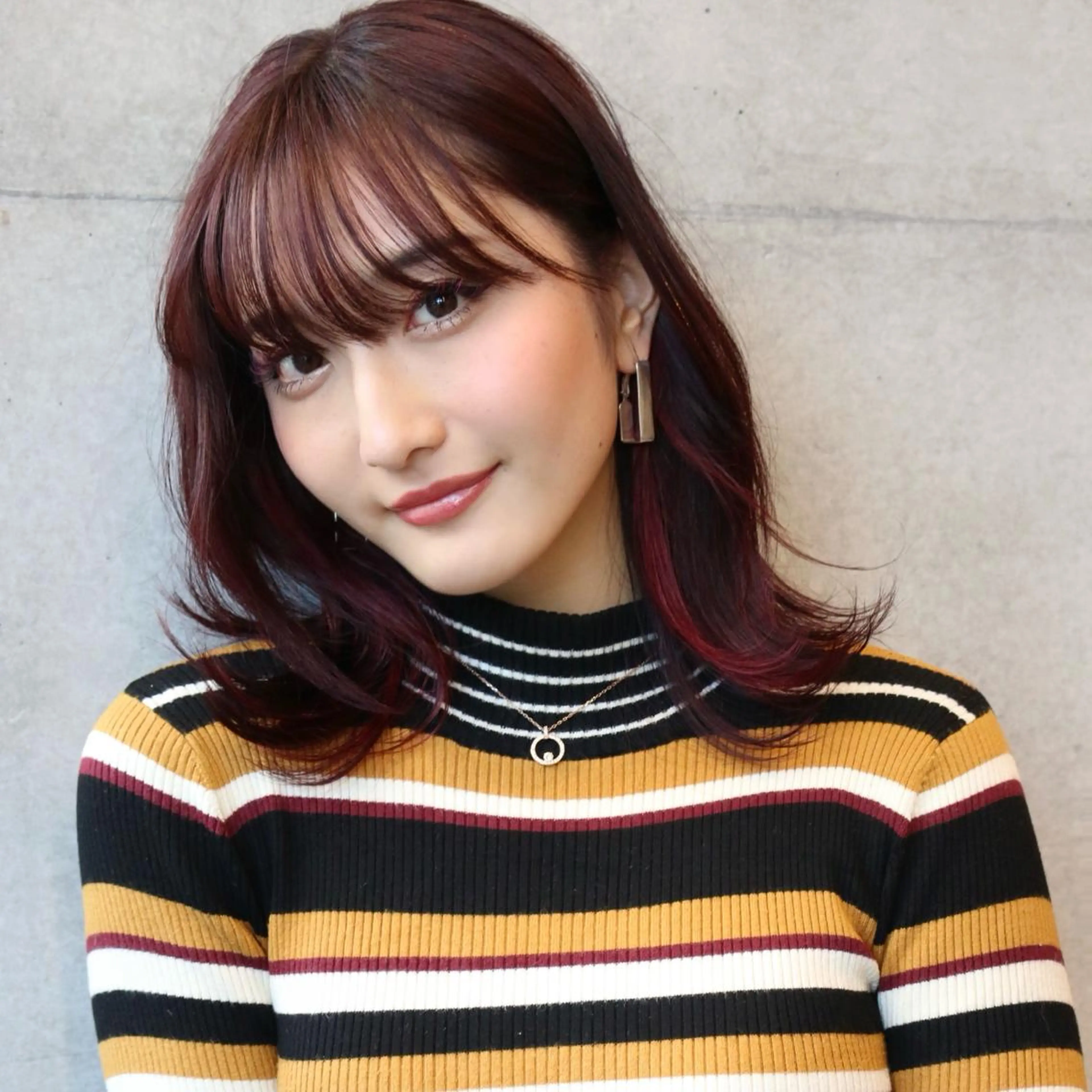 ミディアム 外ハネヘア カット ヘアカラー オシャレ髪✔️ 店長オオキアキヒロのヘアスタイル