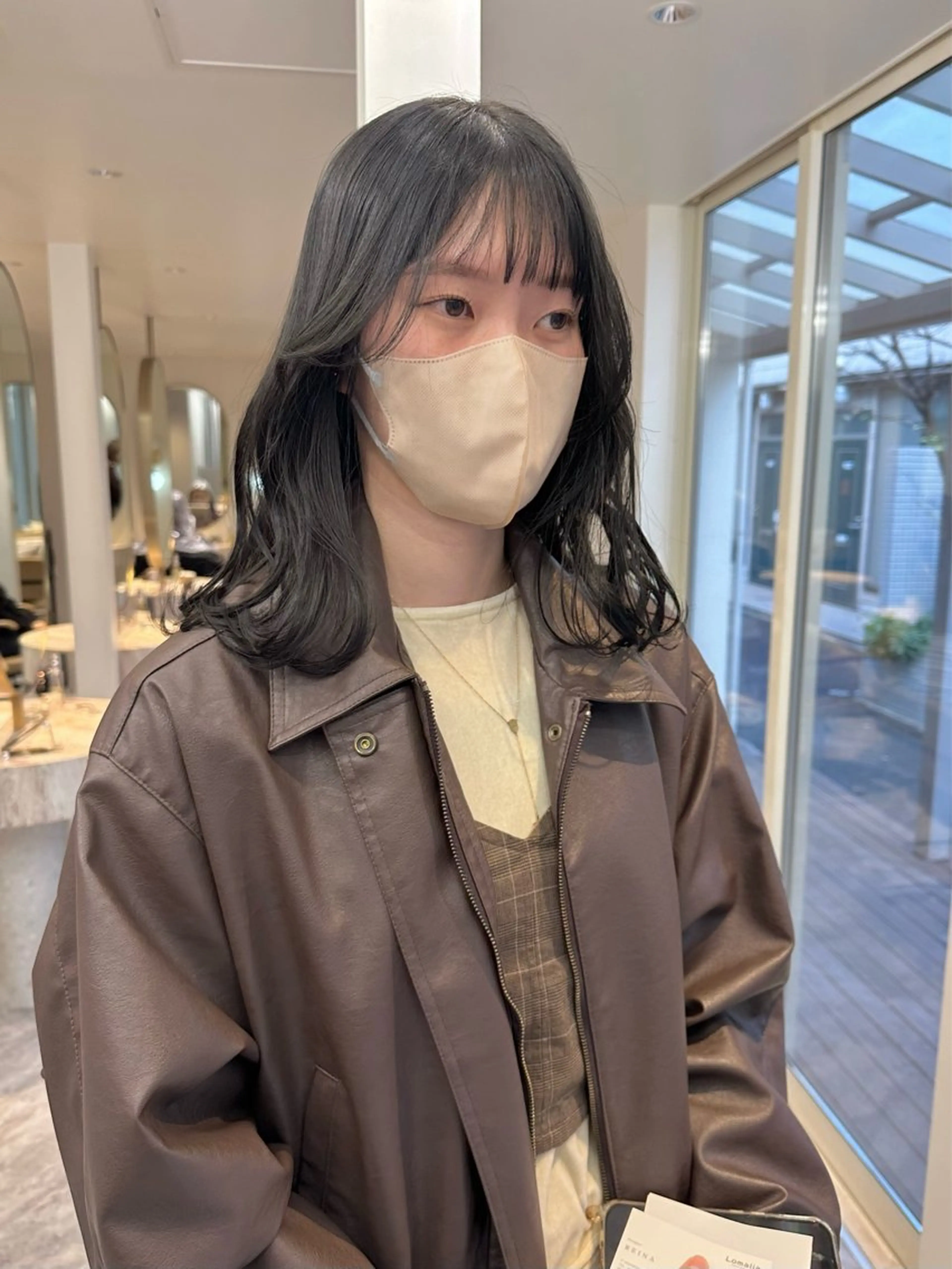 ミディアム カラー 顔周りカット REINA☁️透明感 カラー/ぷつっと♡のヘアスタイル