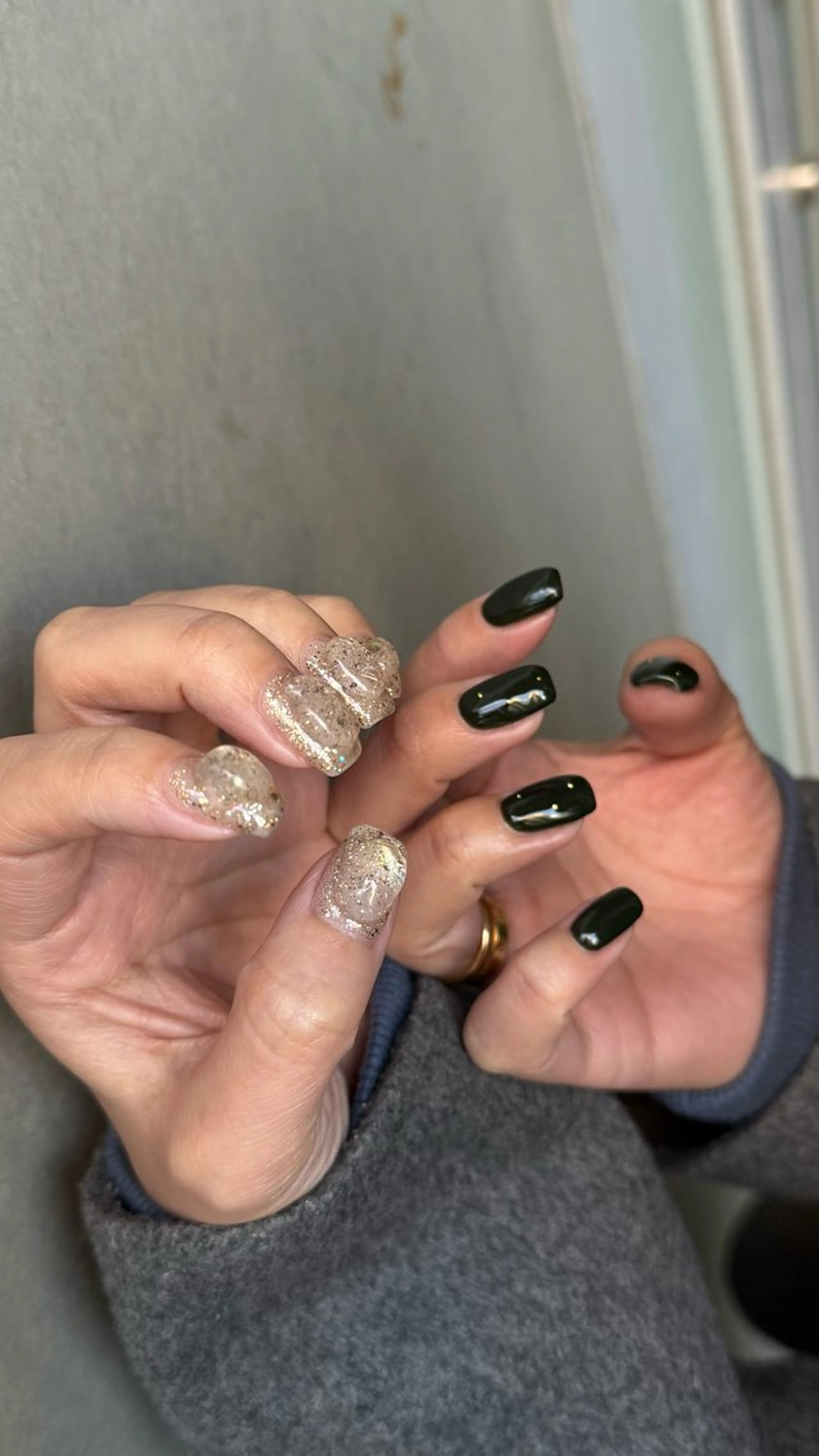 ネイル クリアネイル ゴールド ぷっくりネイル ハンドネイル new.ed/ staffのネイルデザイン