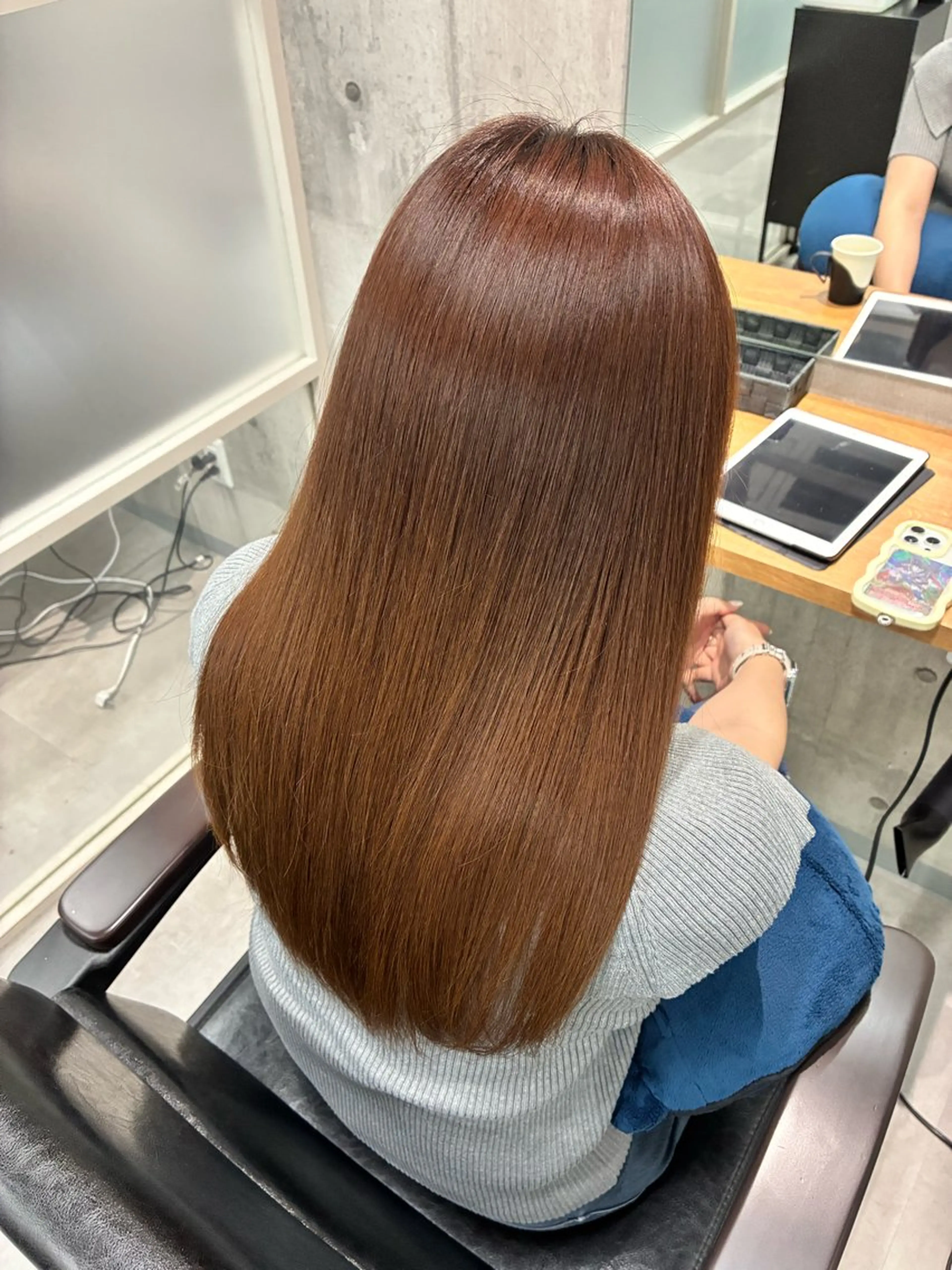 ロング ボブ ハイライト 髪質改善 縮毛矯正 トリートメント newi ナカノのヘアスタイル