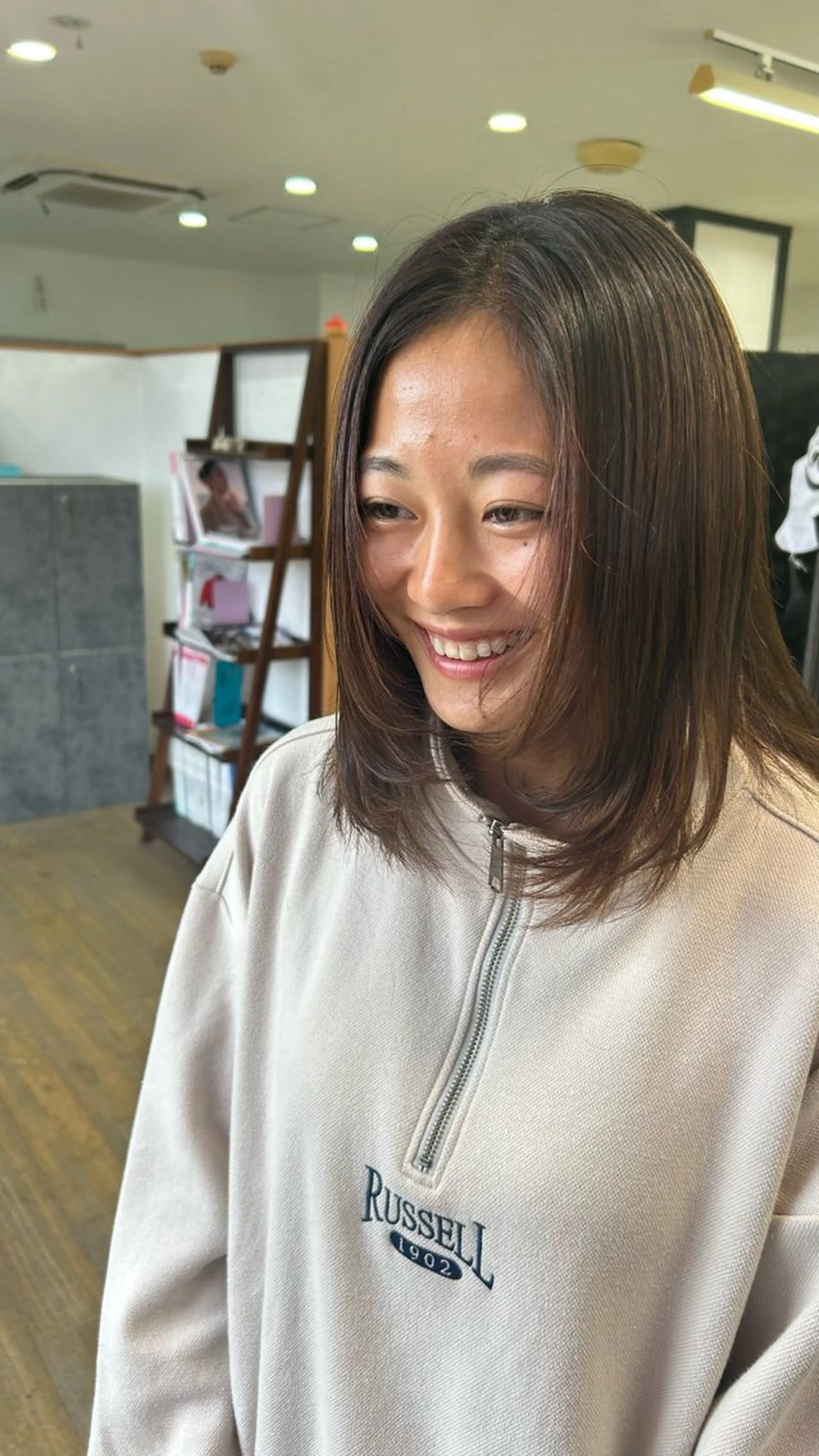 ミディアム 顔周りカット レイヤーカット ❄️艶カラー/レイヤ ー/ボブ/mao❄️のヘアスタイル