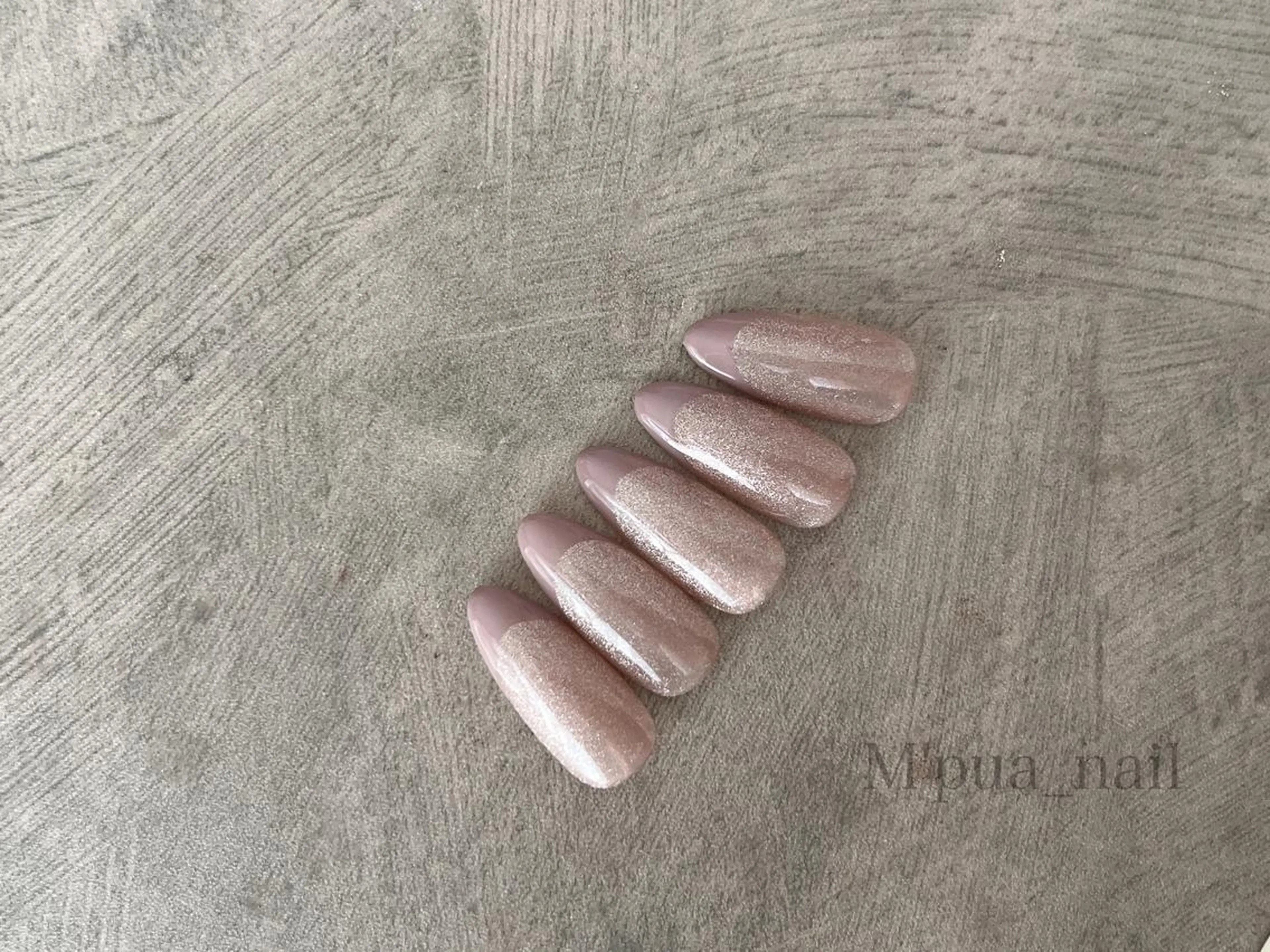 ネイル フレンチネイル マグネットネイル マグネットフレンチ MIKA ♡のネイルデザイン