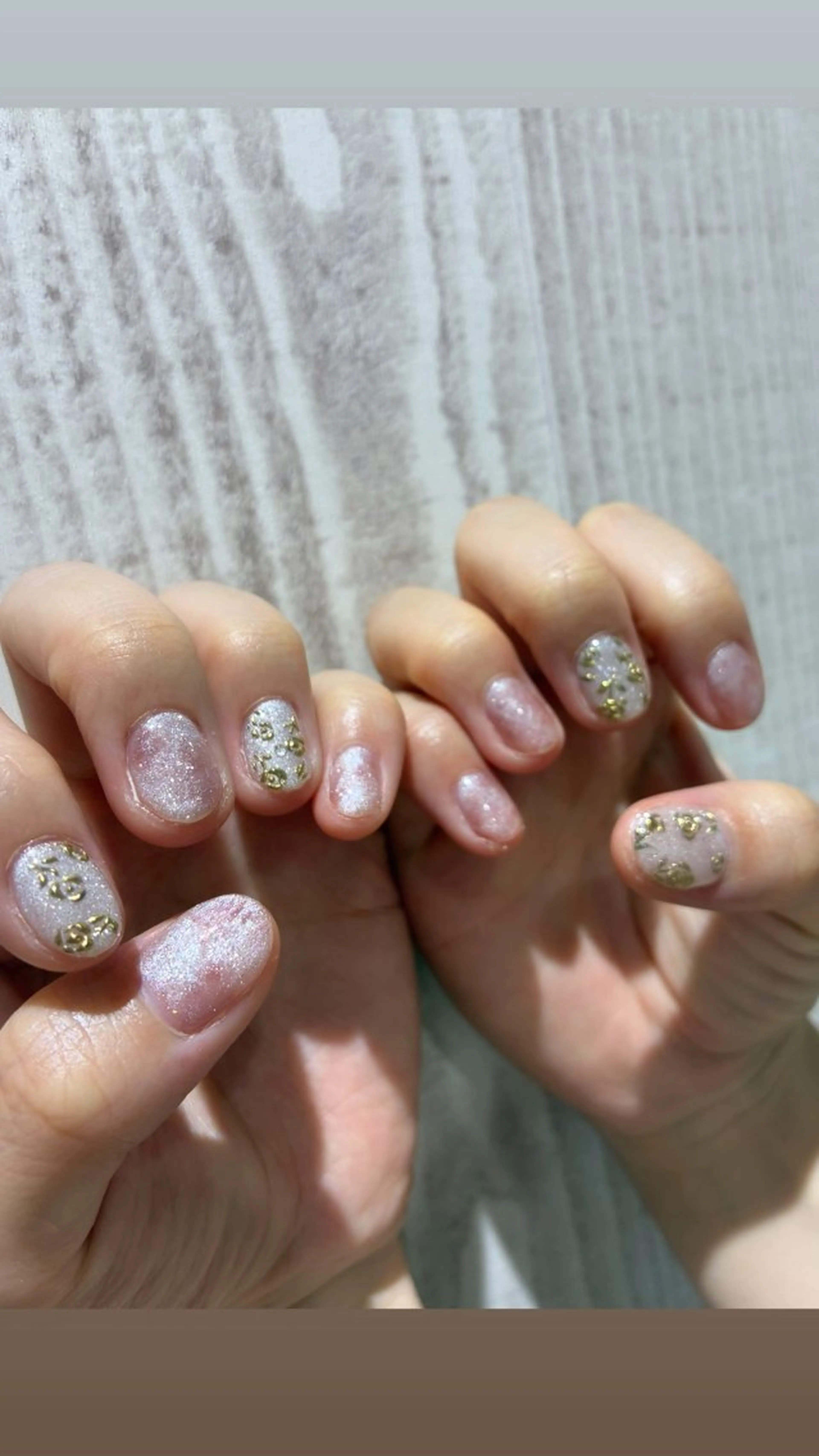 ネイル ブライダルネイル ハンドネイル 13日3980円‼️ マグもデザインも◎のネイルデザイン