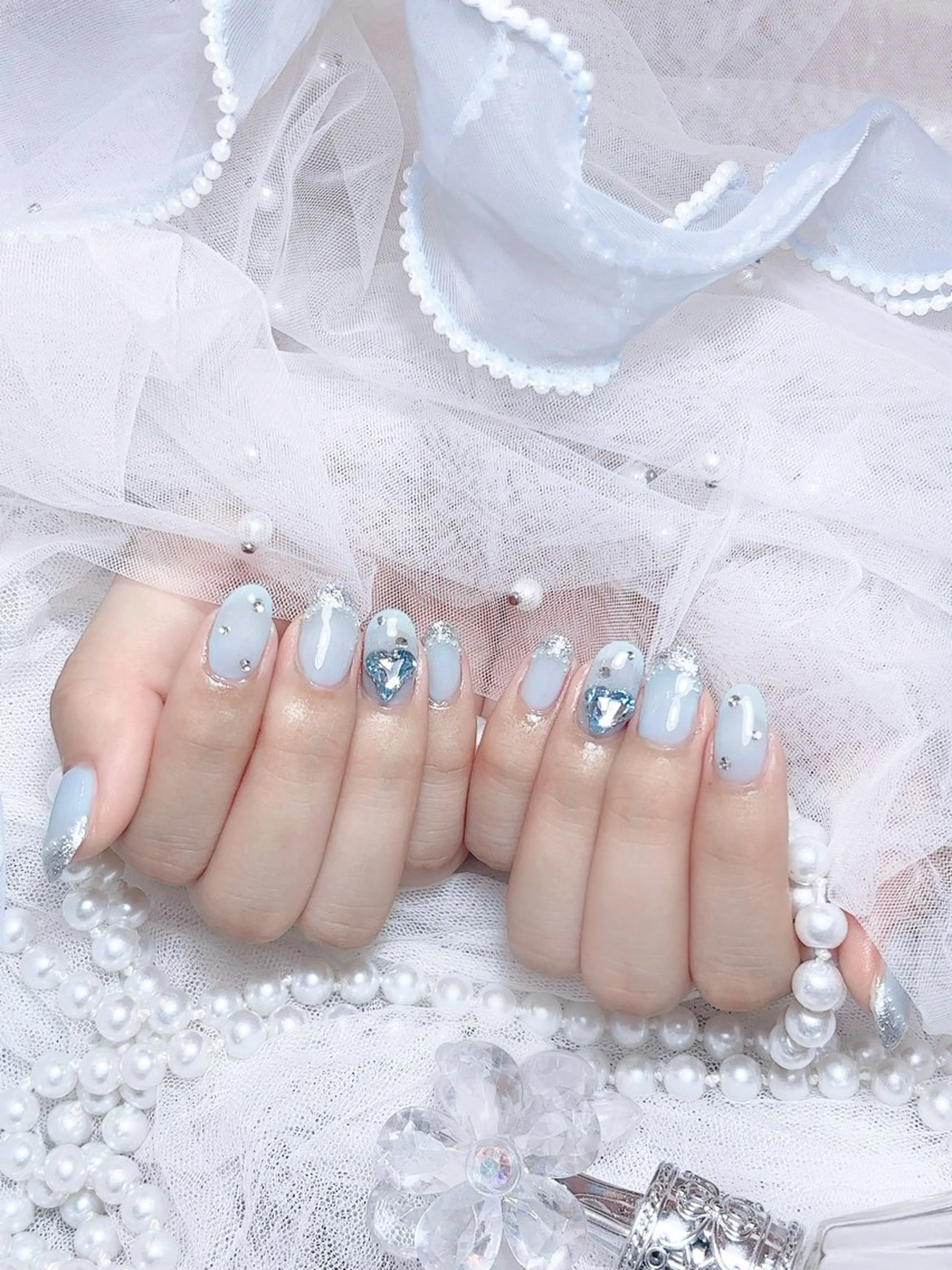 ネイル オーロラネイル 成人式 フットネイル 韓国ネイル ロングネイル ハンドネイル Yudia🦋 azuのネイルデザイン