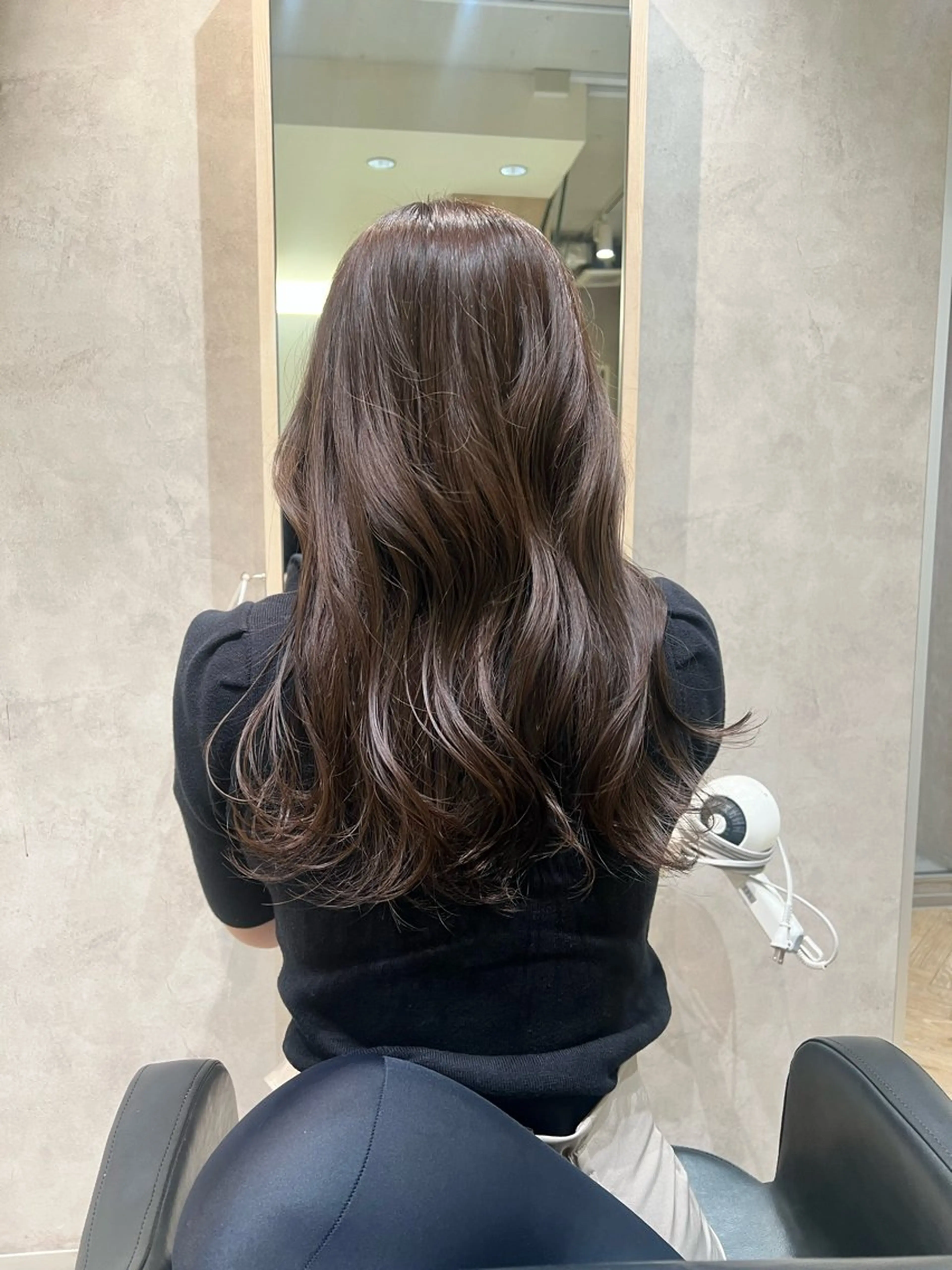 ロング カラー 茂木 未海のヘアスタイル