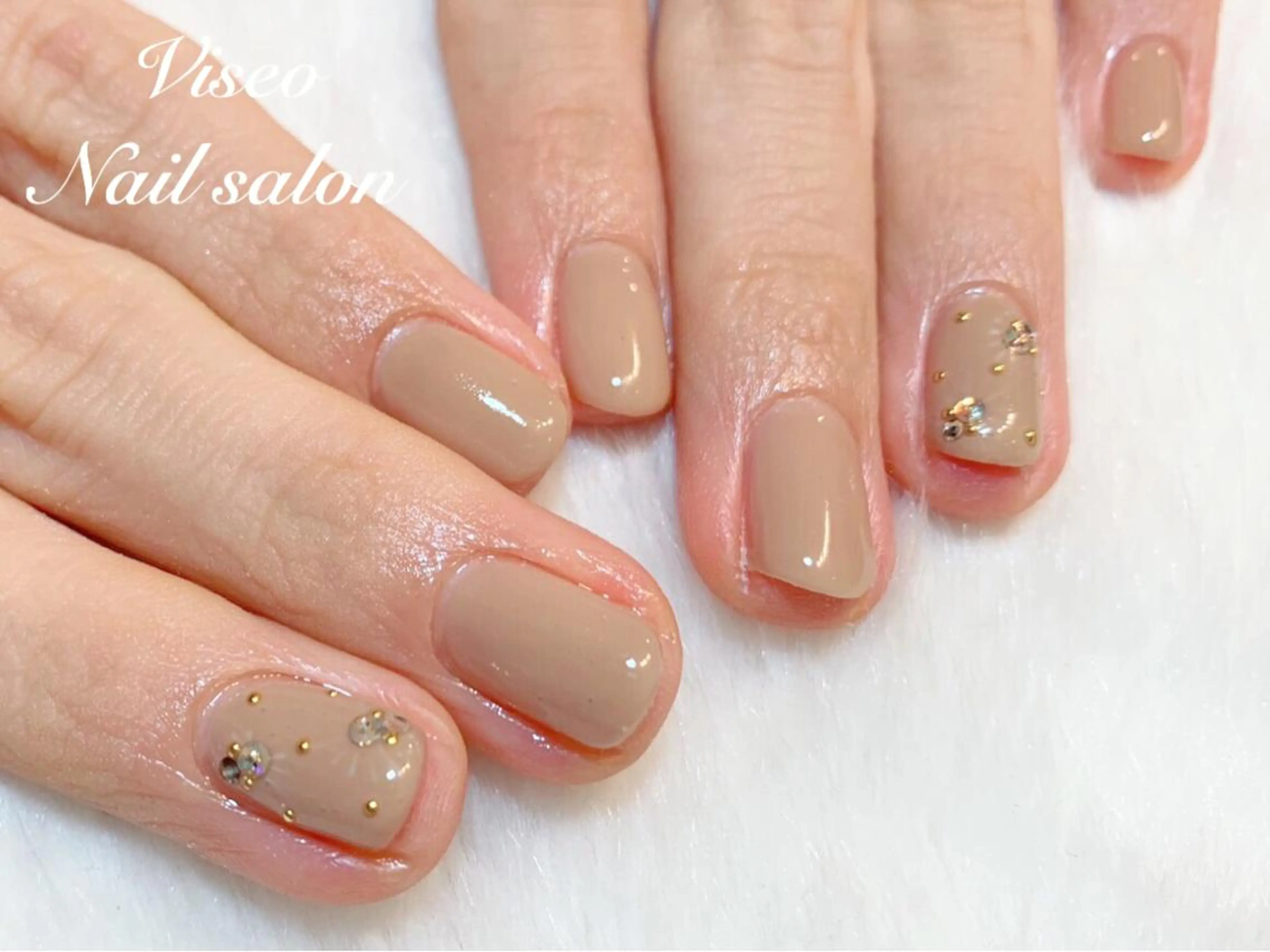 ネイル Viseo《6週間 長持ちパラジェル》のネイルデザイン