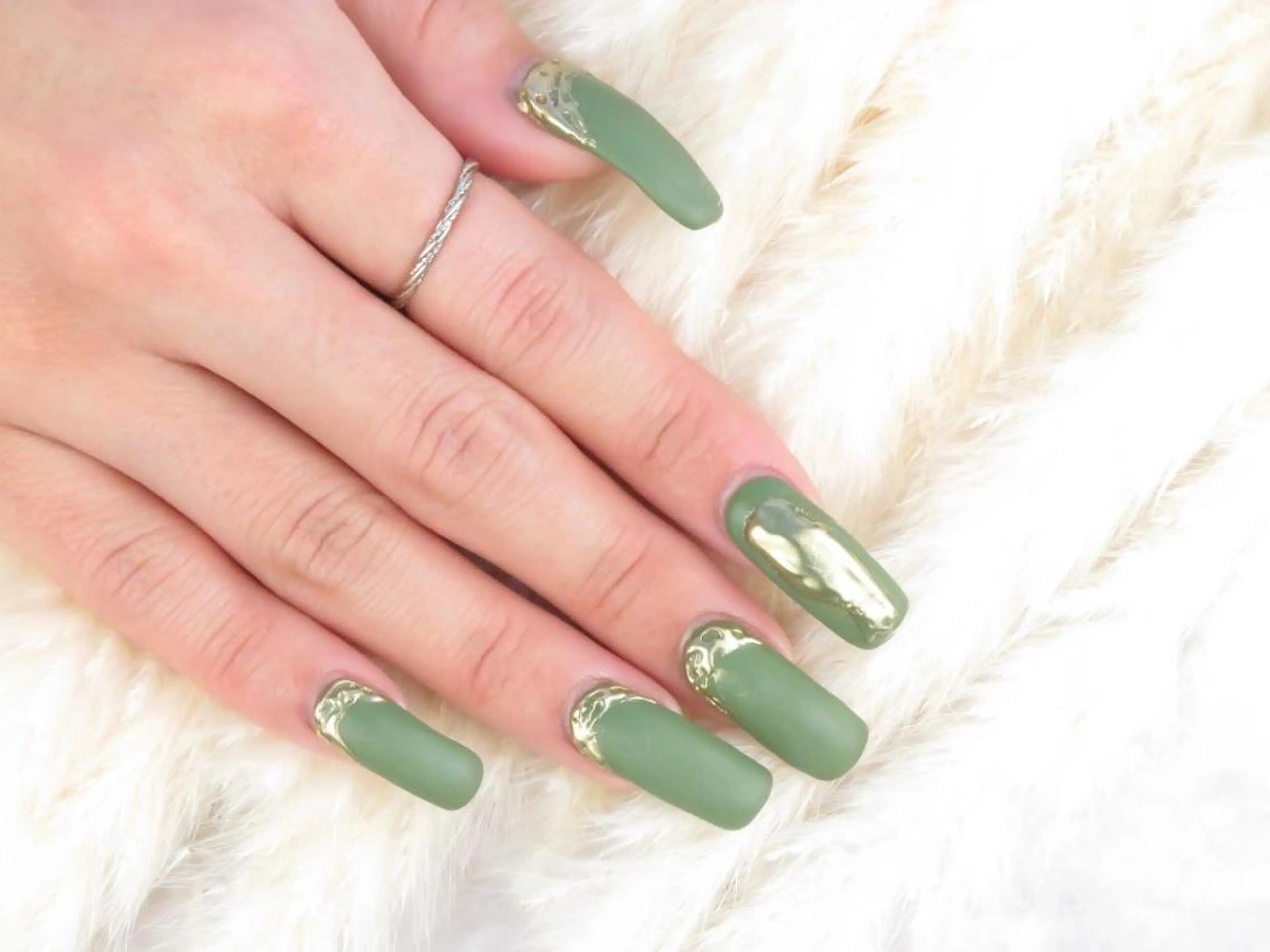 ネイル NAIL Salon IP所属・長谷川 奈緒美のネイルデザイン