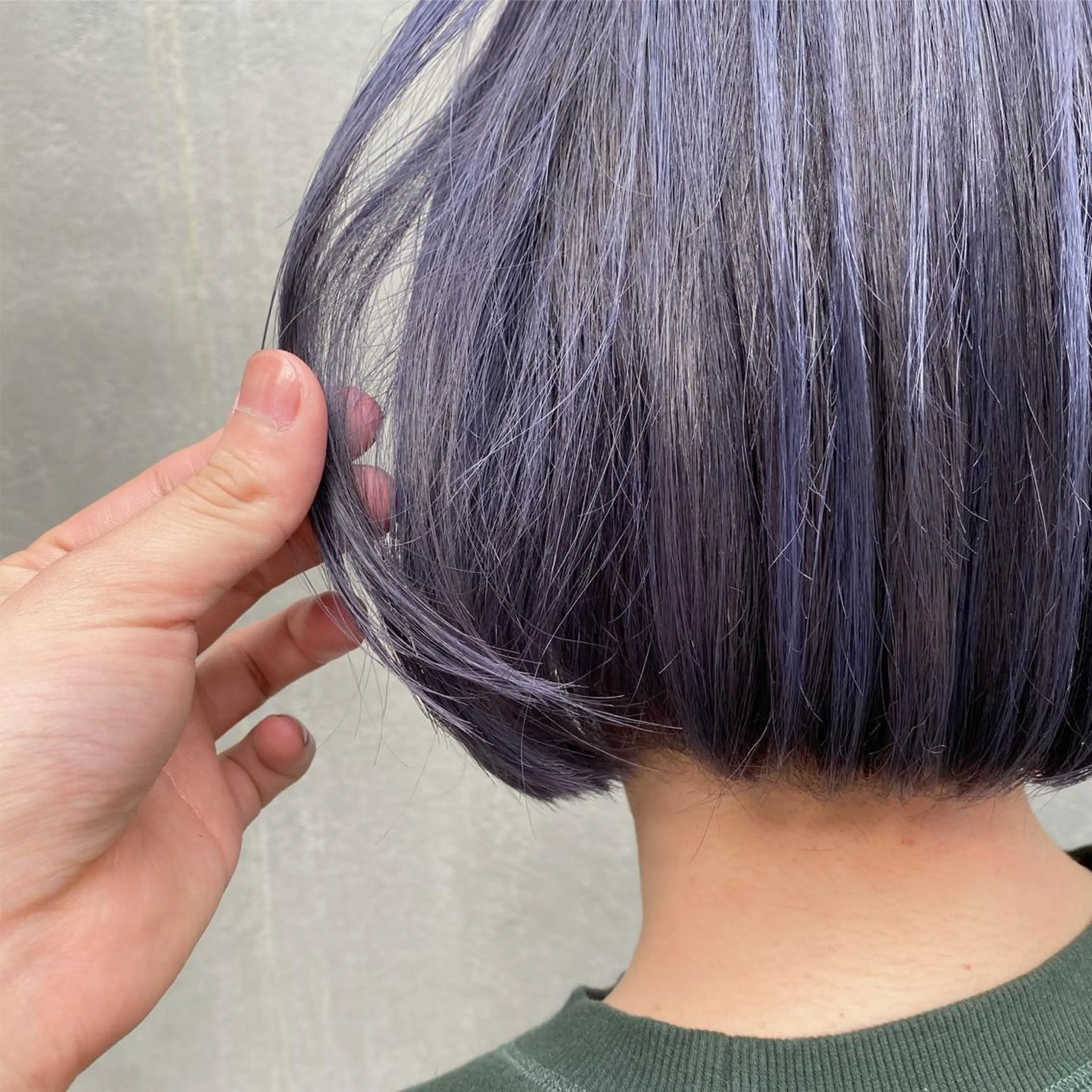 ショート カラー ☘️ブリーチ/ハイト ーン/レイヤー/のヘアスタイル