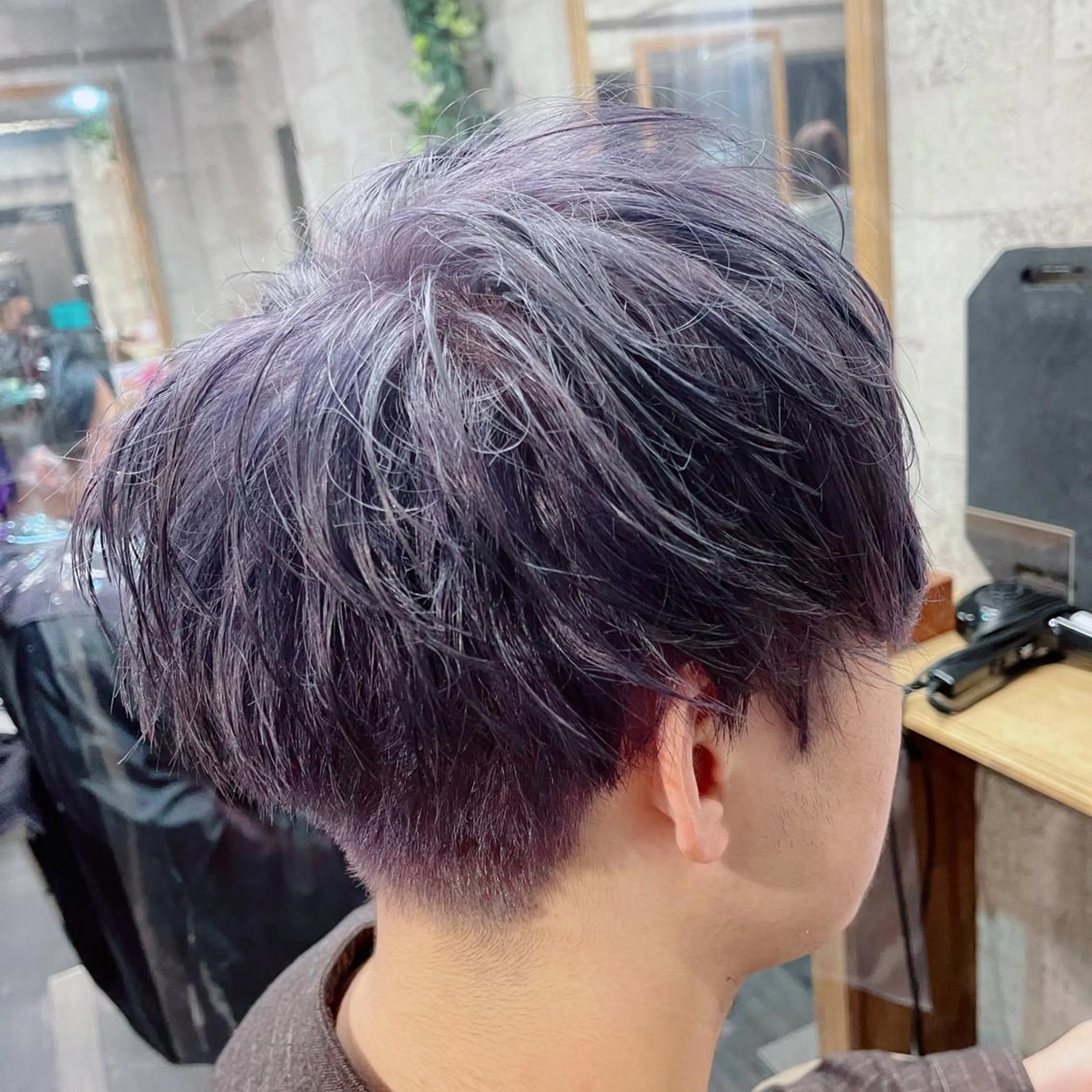 ショート カラー PANOL 秀島のヘアスタイル