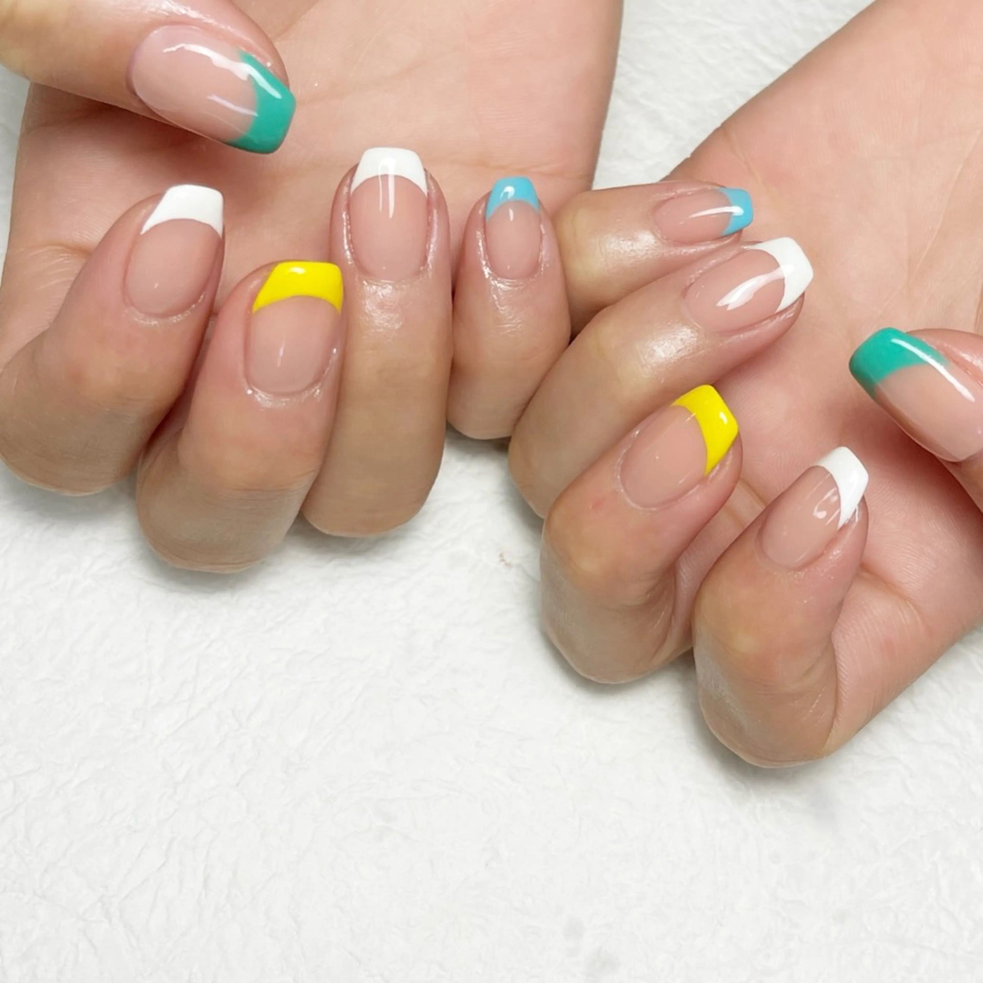 ネイル アートネイル フットネイル フレンチネイル ジェルネイル キラキラネイル ハンドネイル Y nail なんば堀江店のネイルデザイン