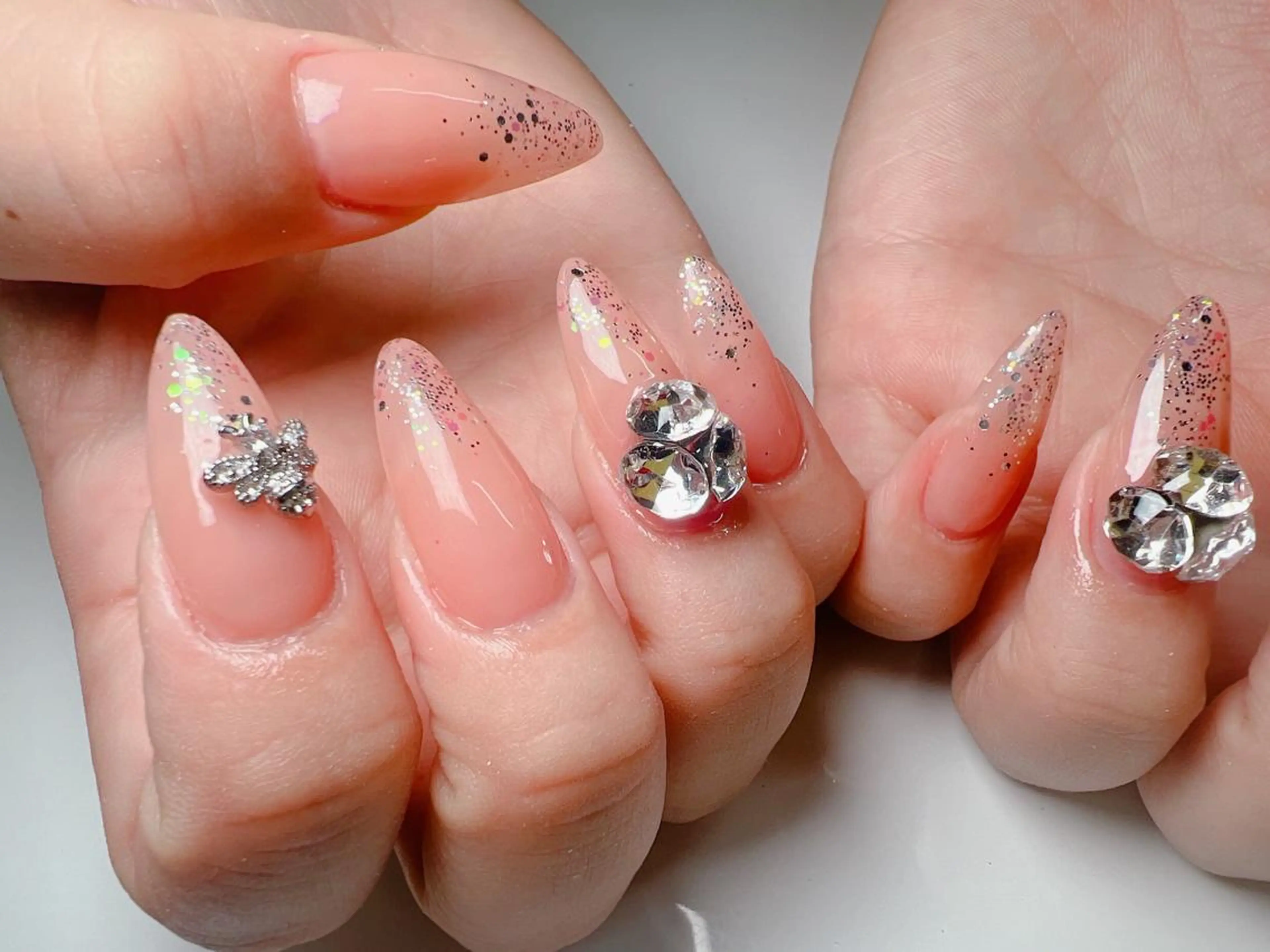 ネイル ハンドネイル Nail Salon L'arc所属・💊大阪/心斎橋 moni🧠のネイルデザイン