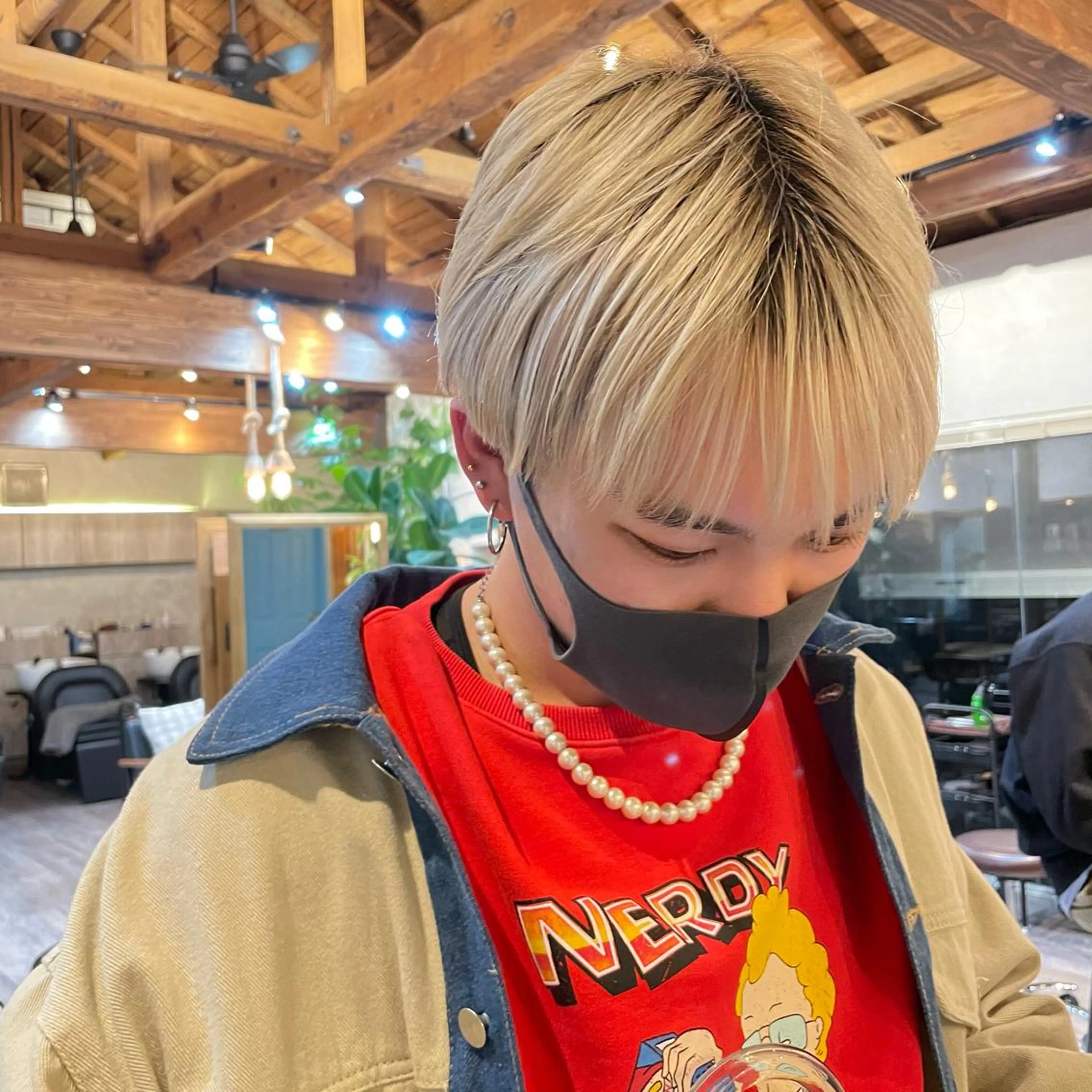 ショート メンズ 切りっぱなしボブ メンズブリーチ メンズハイトーン マッシュ ボブ 顔周りカット× 髪質改善【リョウ】のヘアスタイル