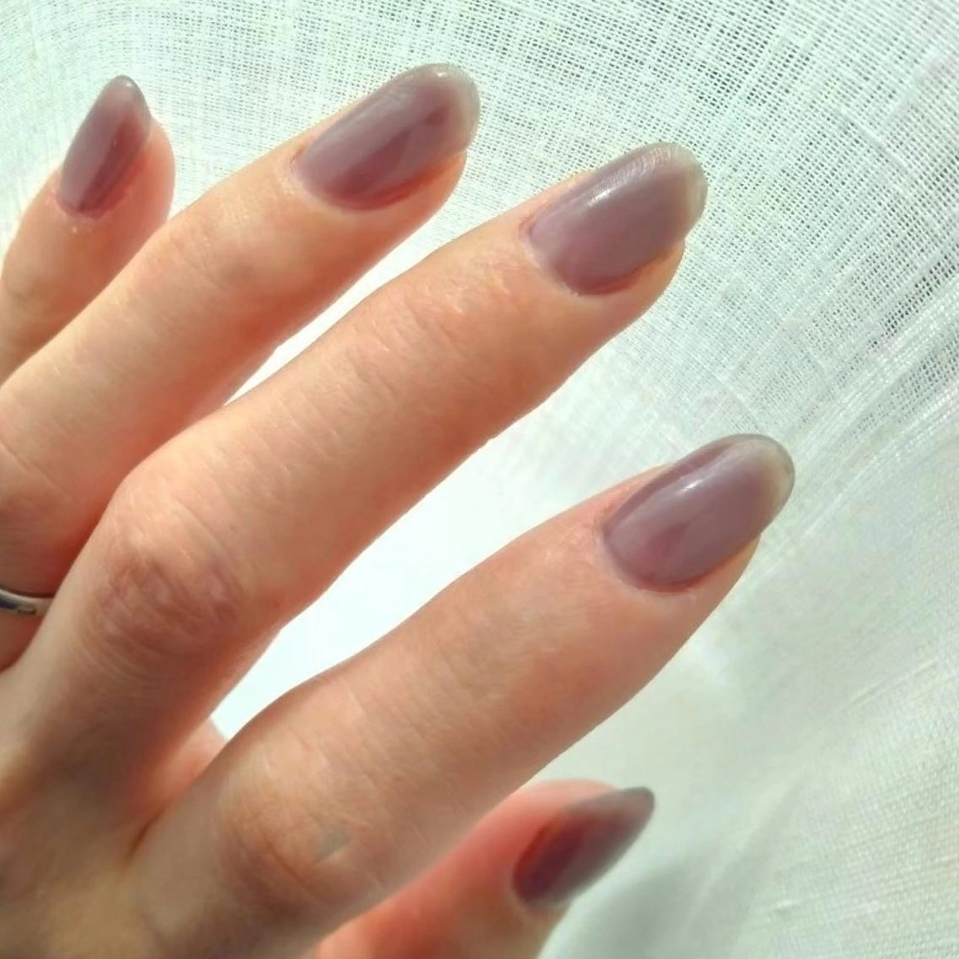 ネイル 氷ネイル・うるうるネイル ワンカラーネイル Nailsalon manoのネイルデザイン