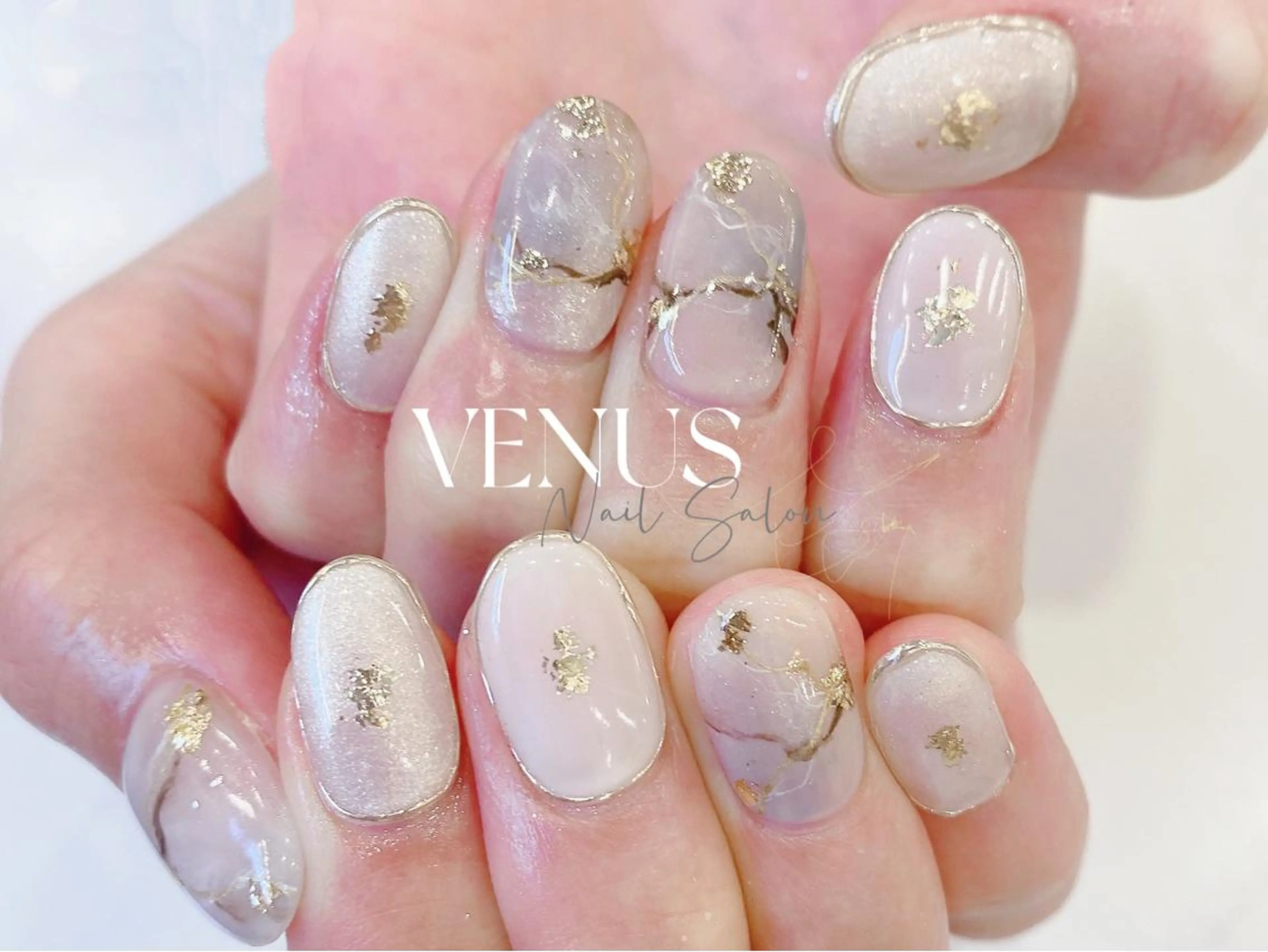 ミディアム VENUS Nail ★池袋徒歩2分のネイルデザイン