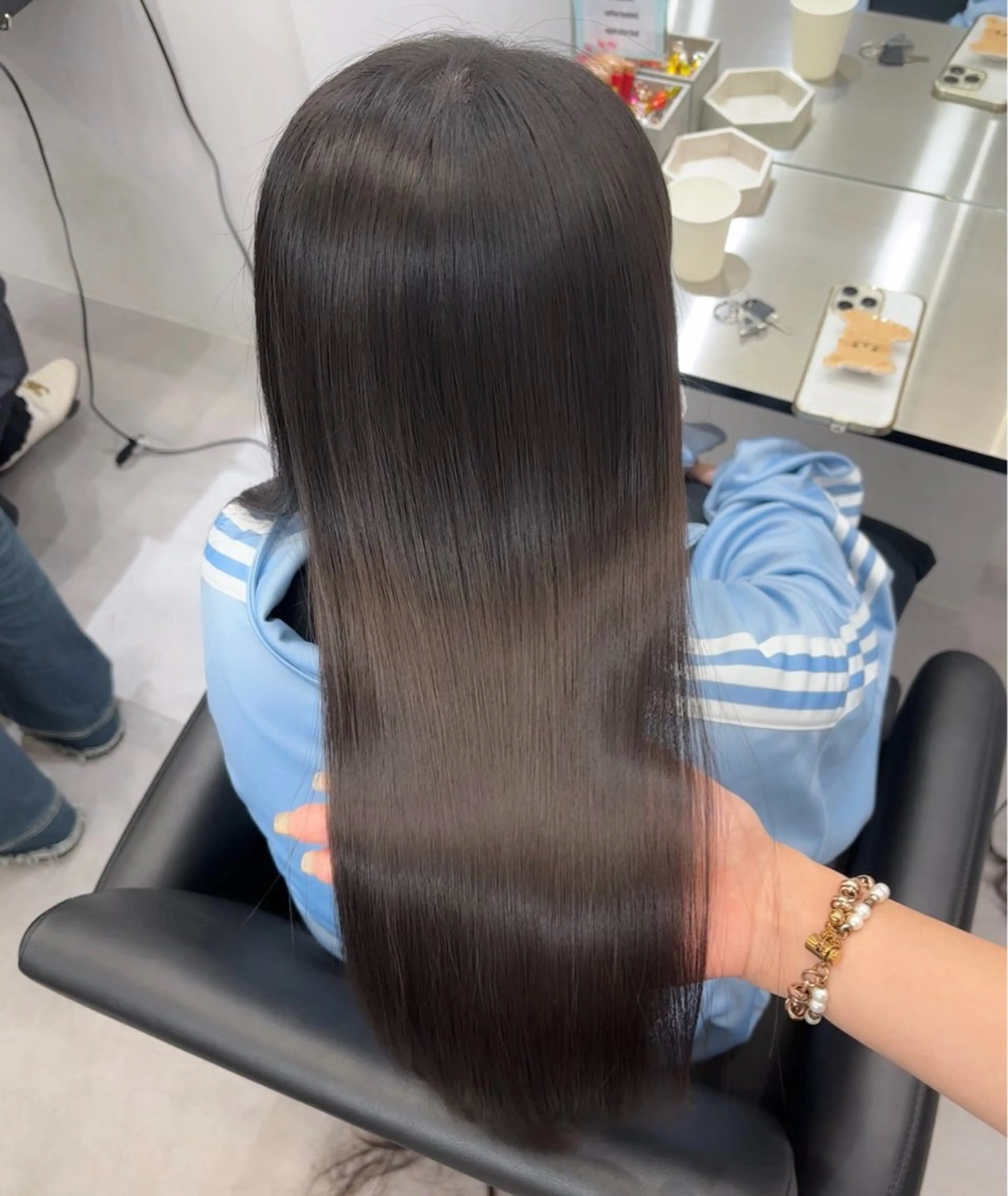 ロング カラー パーマ 透明感カラー ストレートパーマ ヘアカラー 縮毛矯正 トリートメント 巻ける縮毛矯正 Sachi🐰のヘアスタイル