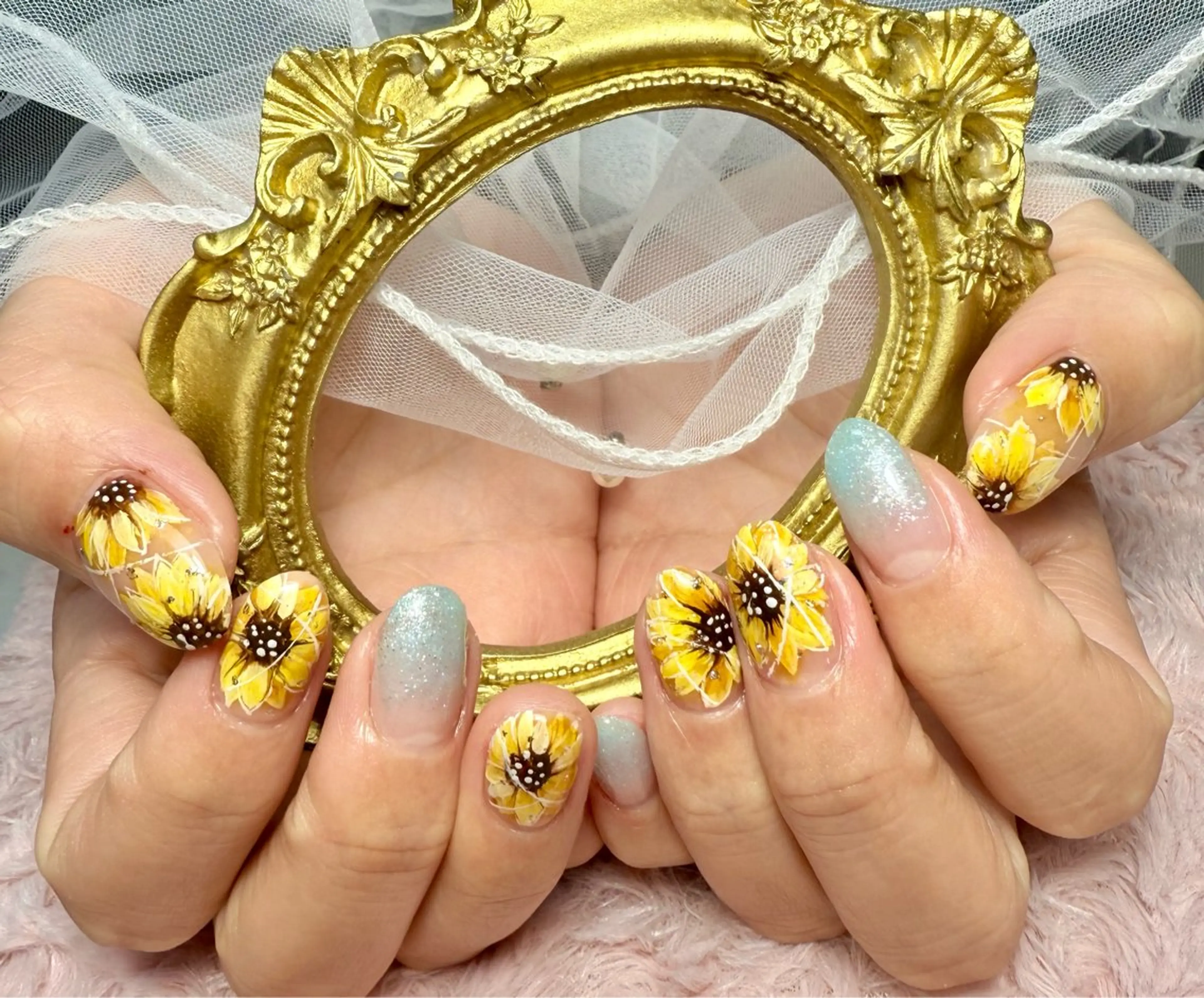 ネイル アートネイル チークネイル フラッシュネイル フラッシュマグ フレンチネイル M.N_ nailのネイルデザイン