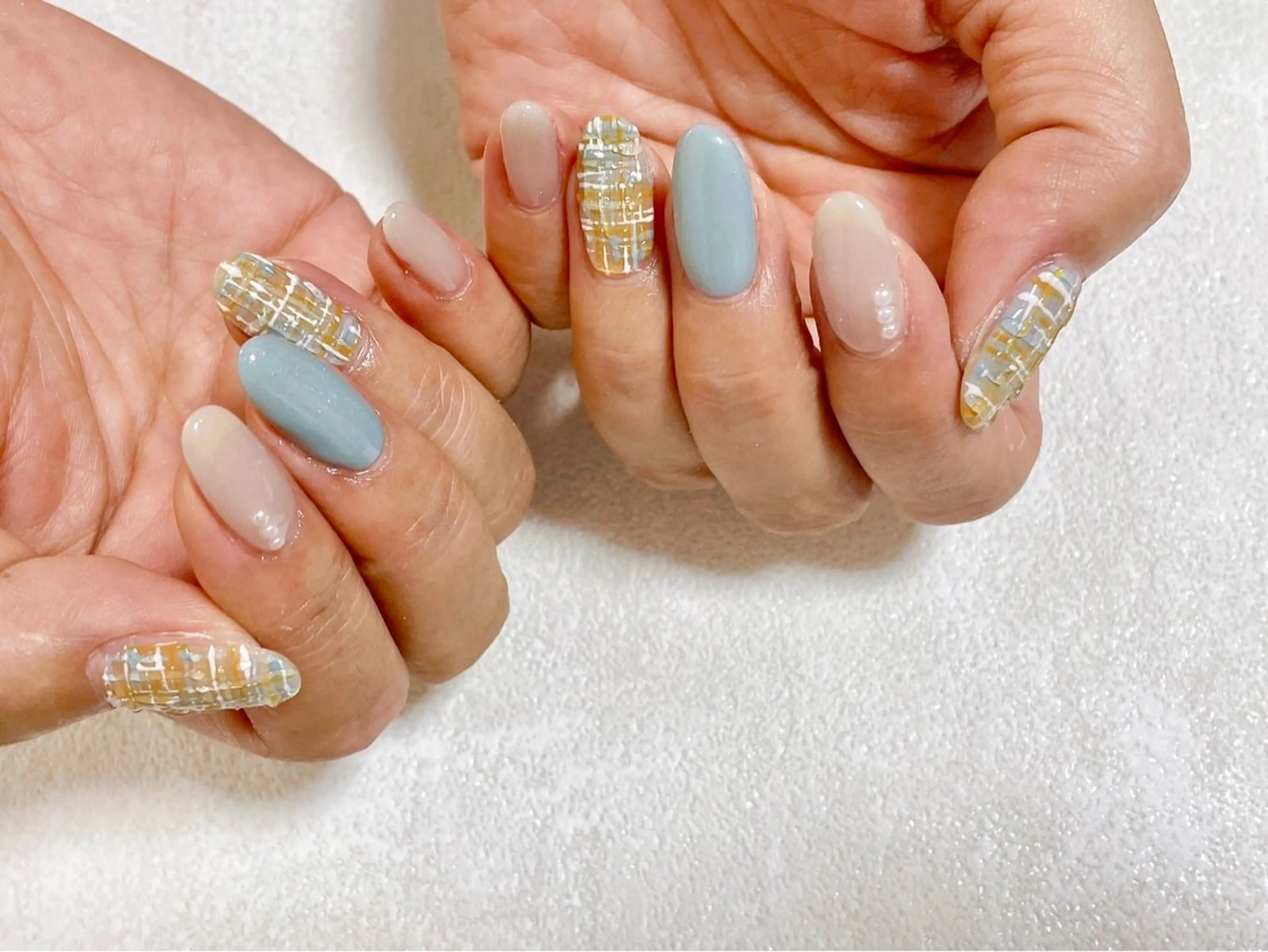 ネイル オーロラネイル ブルー フットネイル フレンチネイル ジェルネイル kiki nail たまプラーザのネイルデザイン