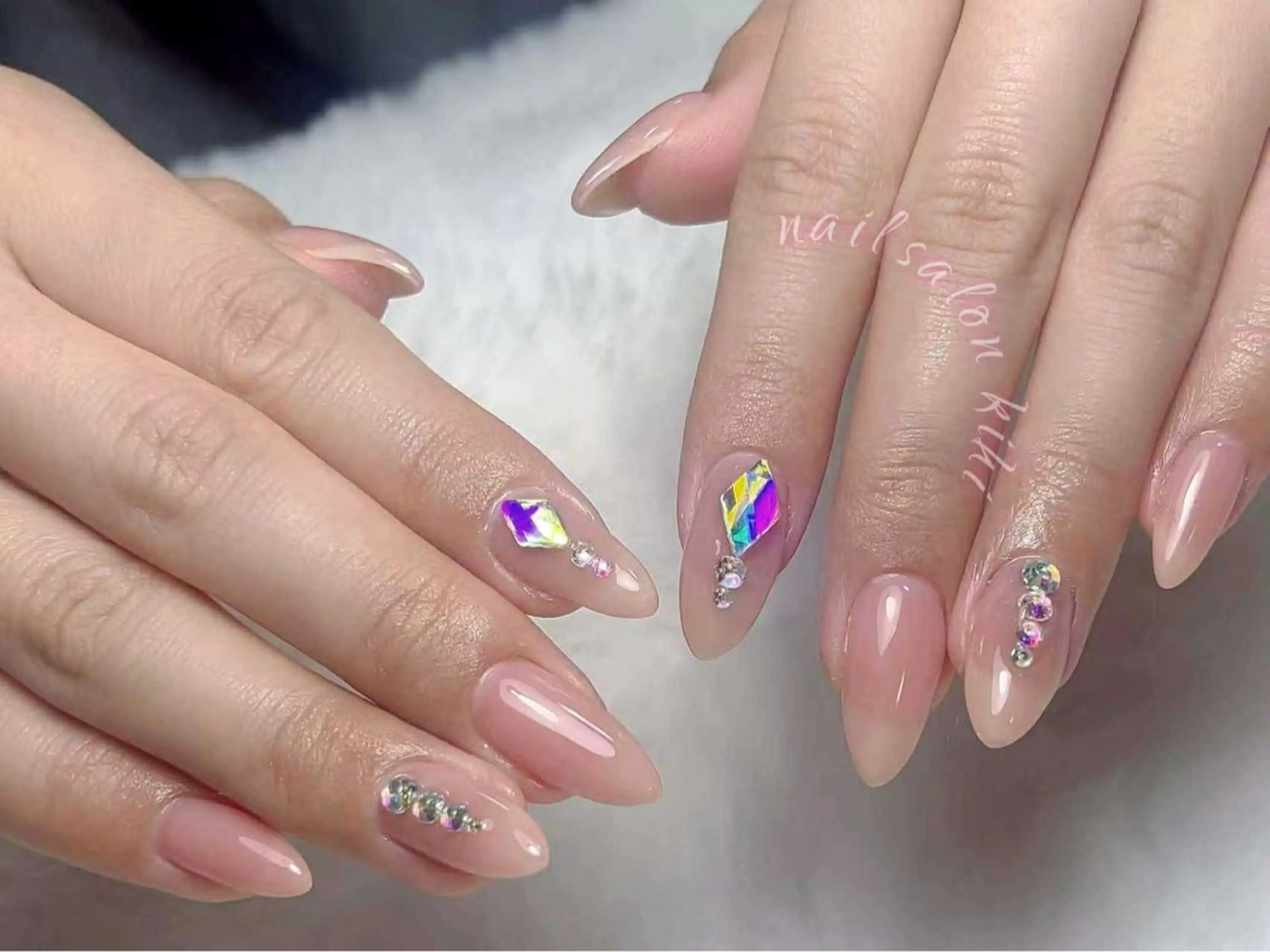 ネイル アートネイル フレンチネイル ジェルネイル グラデーション 韓国ネイル ハンドネイル 💕鈴木ユリ パラジェル/オフ無料のネイルデザイン