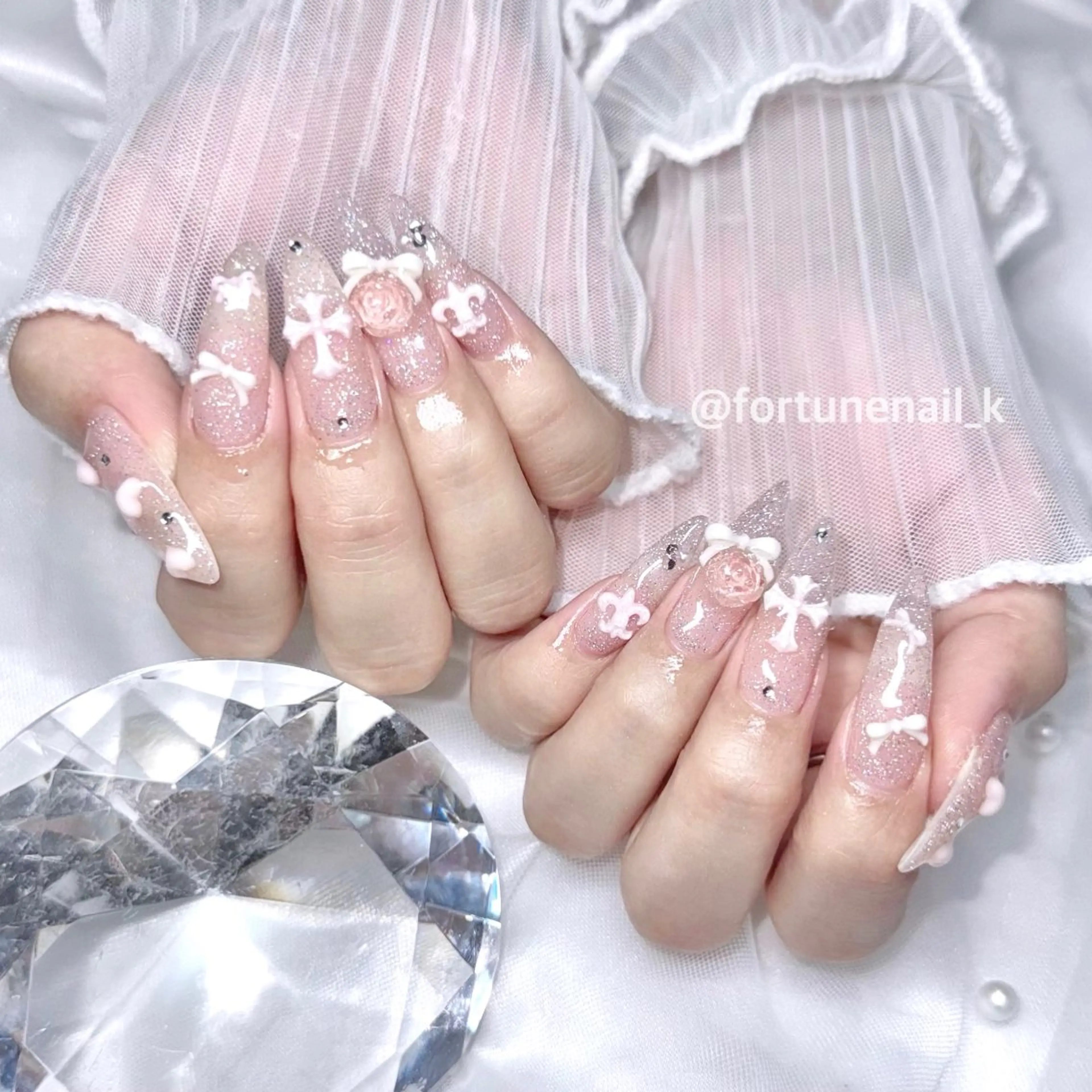 ネイル ハンドネイル 🤍kanane 🤍のネイルデザイン