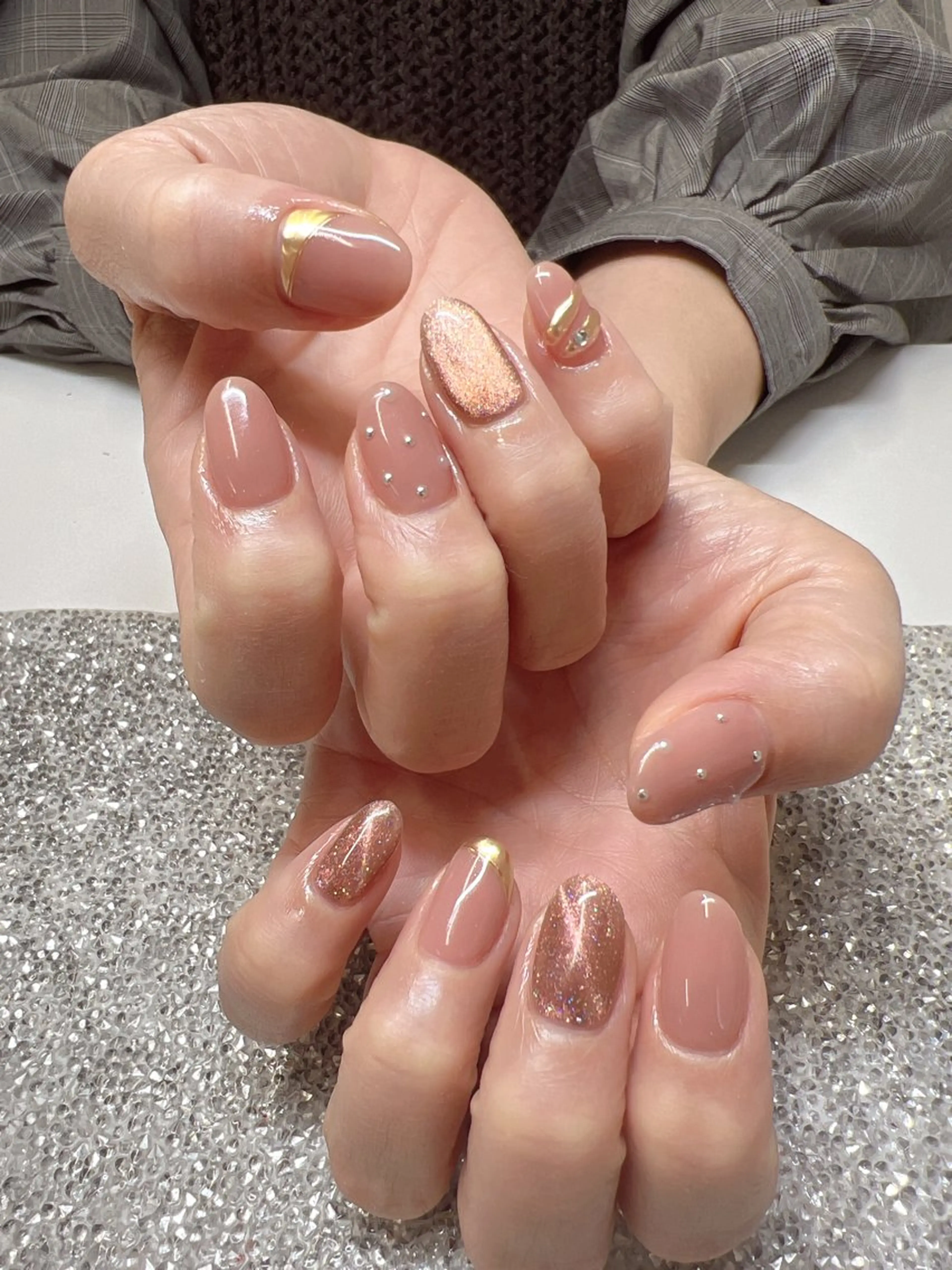 ネイル Guarendo錦糸町店所属・ガレンドウ 白澤 愛子のネイルデザイン