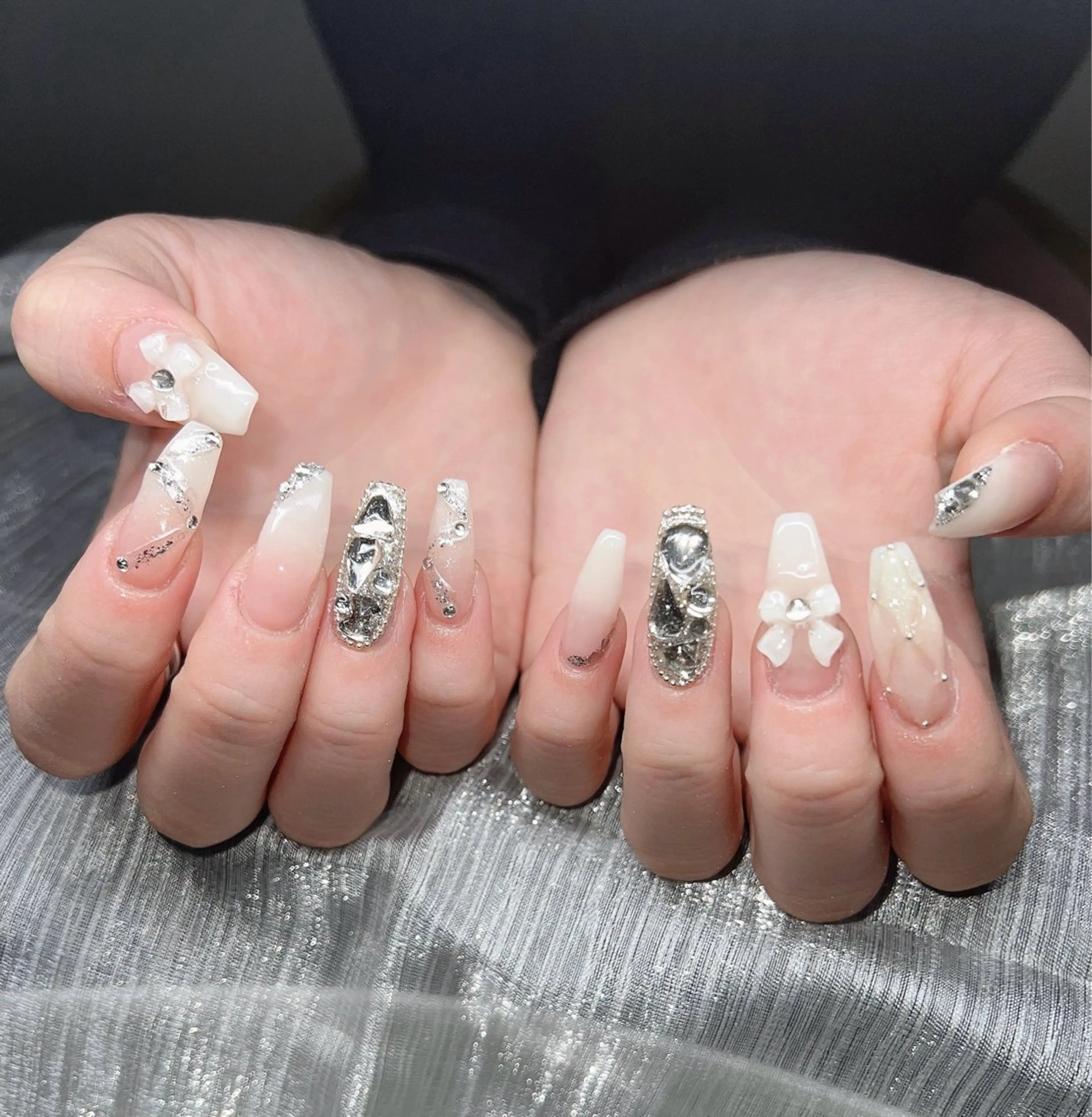 ネイル ハンドネイル Lee Nailsのネイルデザイン
