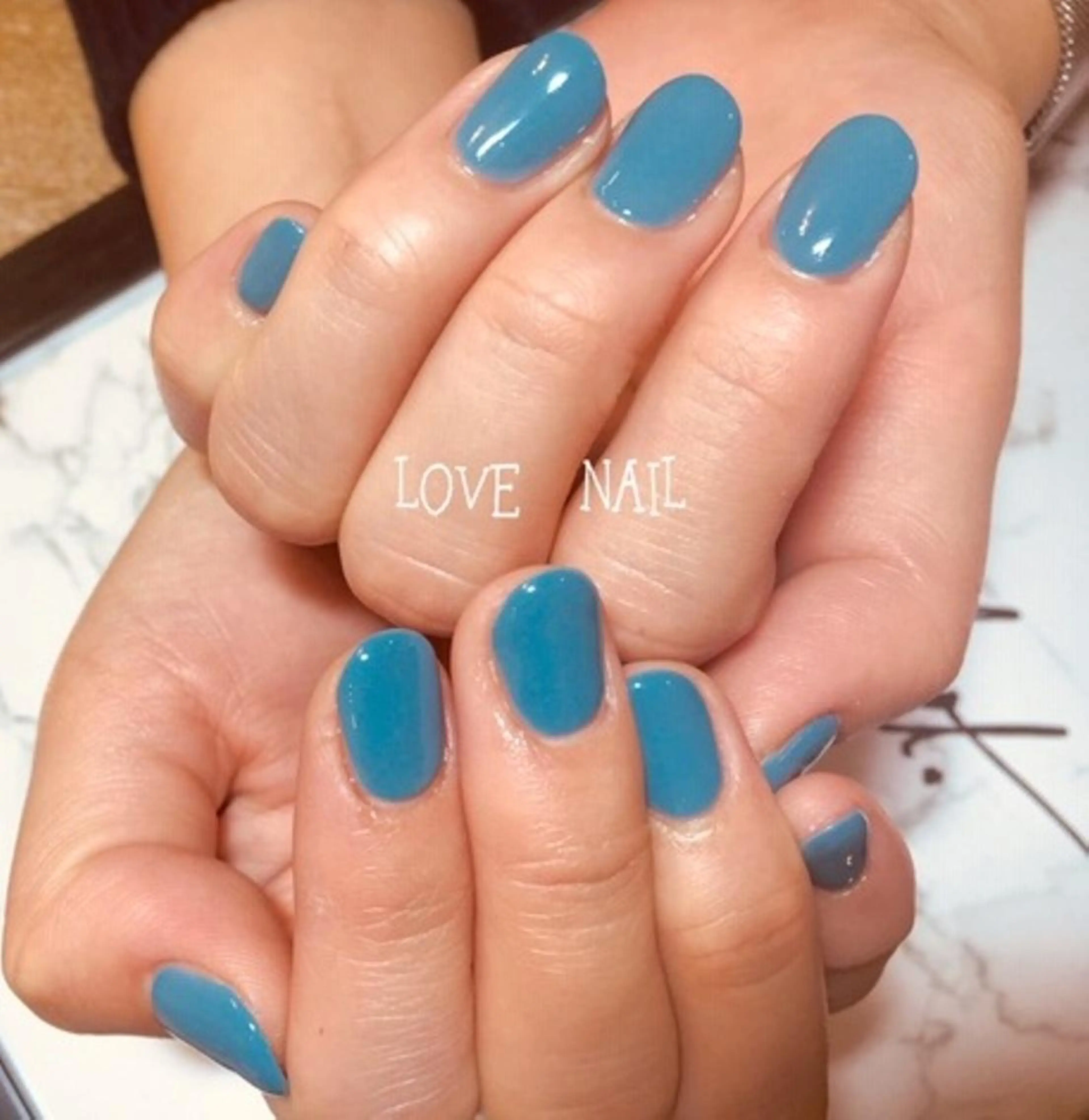 ネイル ワンカラーネイル LOVE NAIL 💕Sonoのネイルデザイン