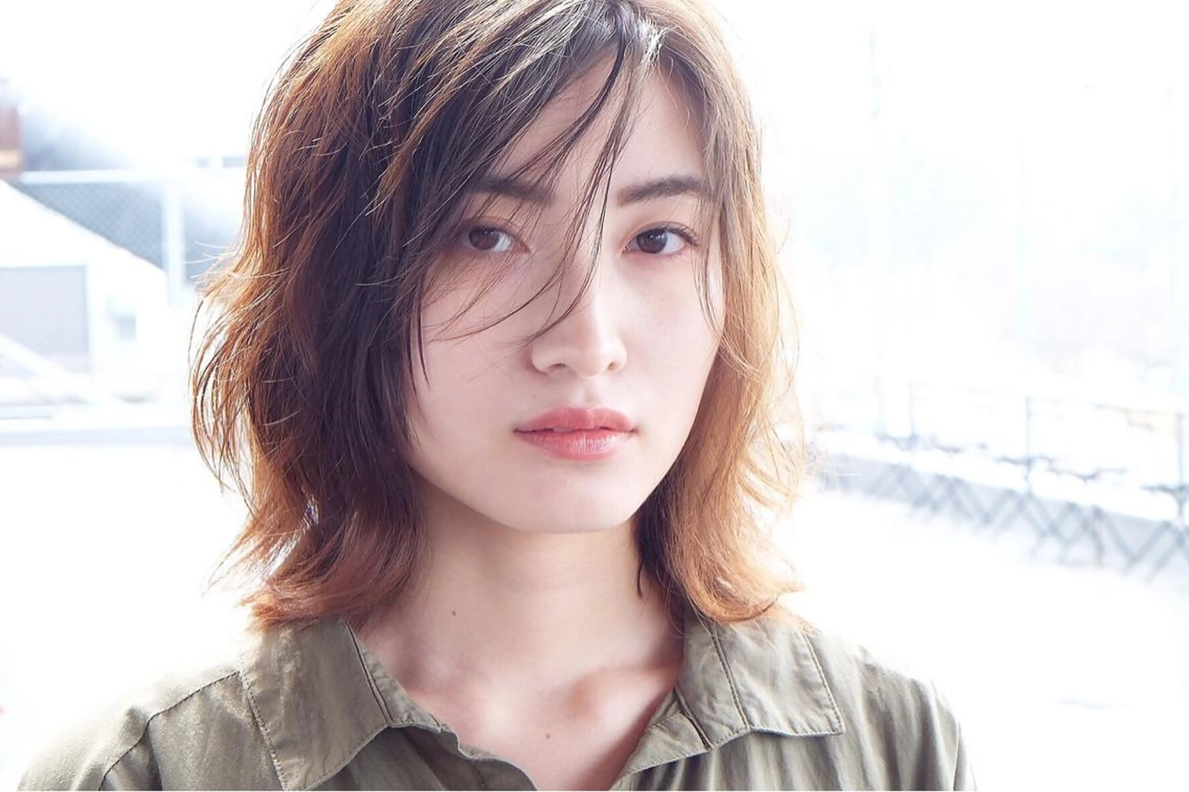 ミディアム 岡田 恭明のヘアスタイル