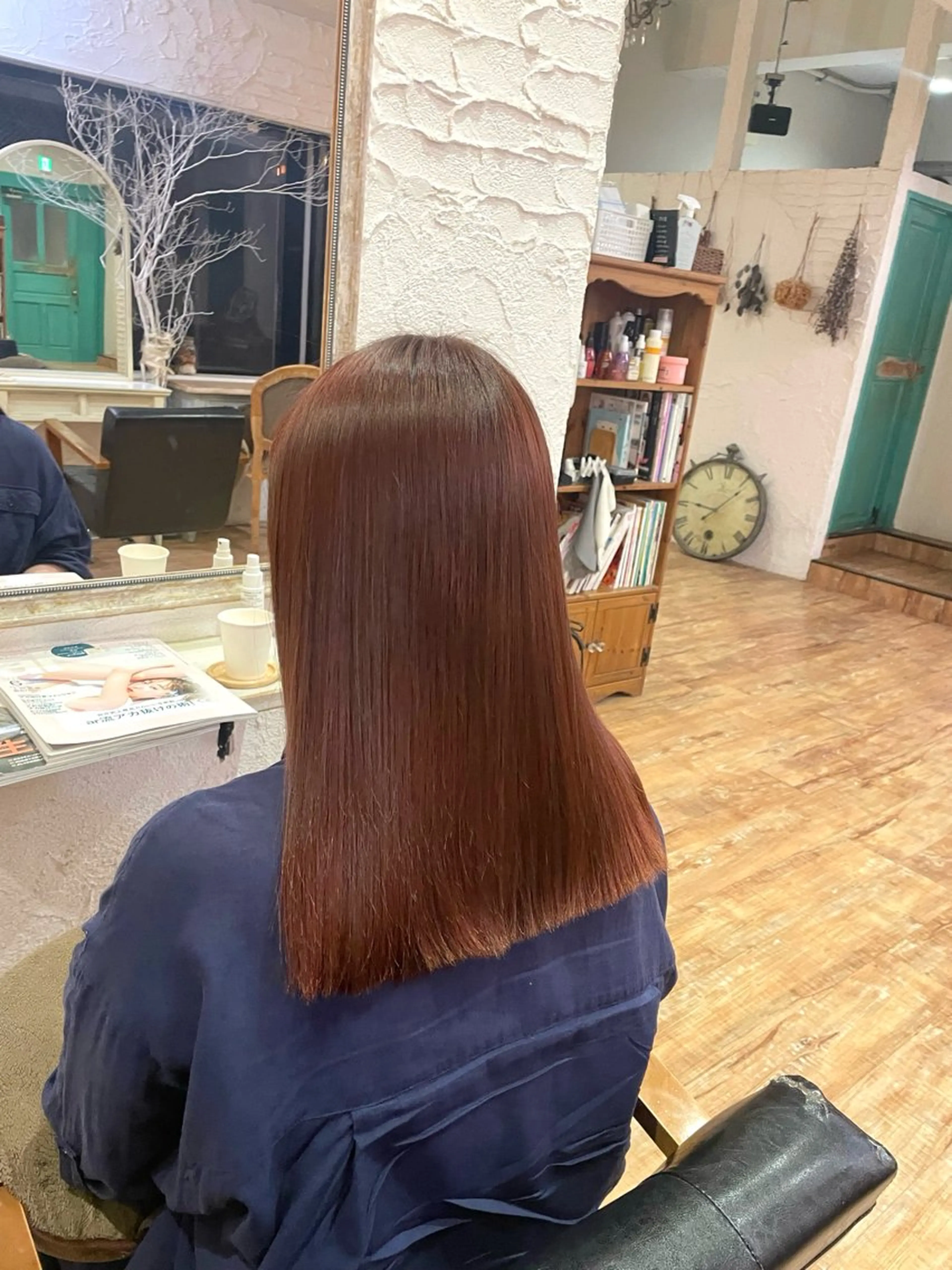 セミロング 浅沼 ほのかのヘアスタイル