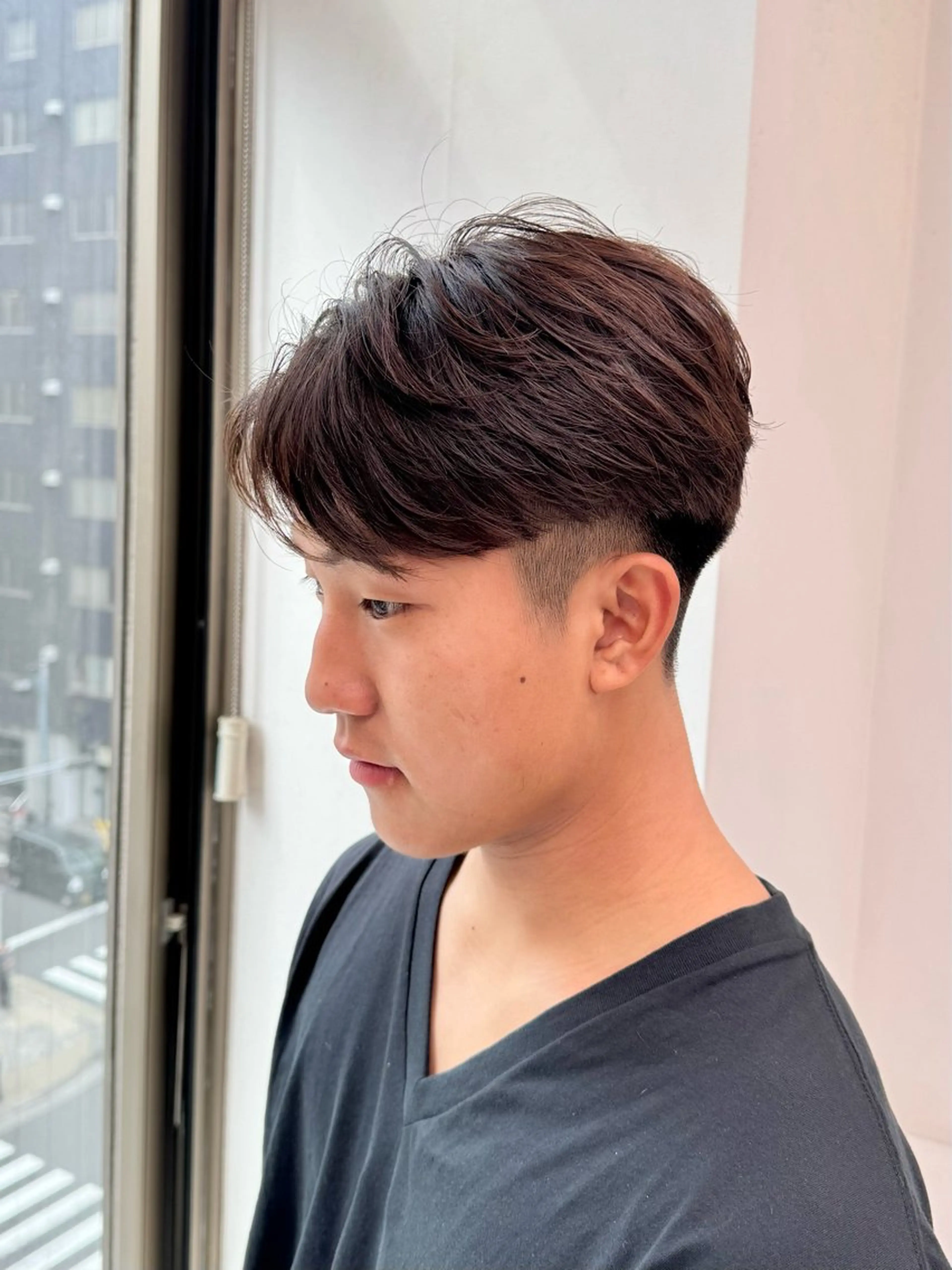 ショート パーマ ヘアアレンジ メンズ メンズパーマ ショートヘア 艶カラー の達人のヘアスタイル