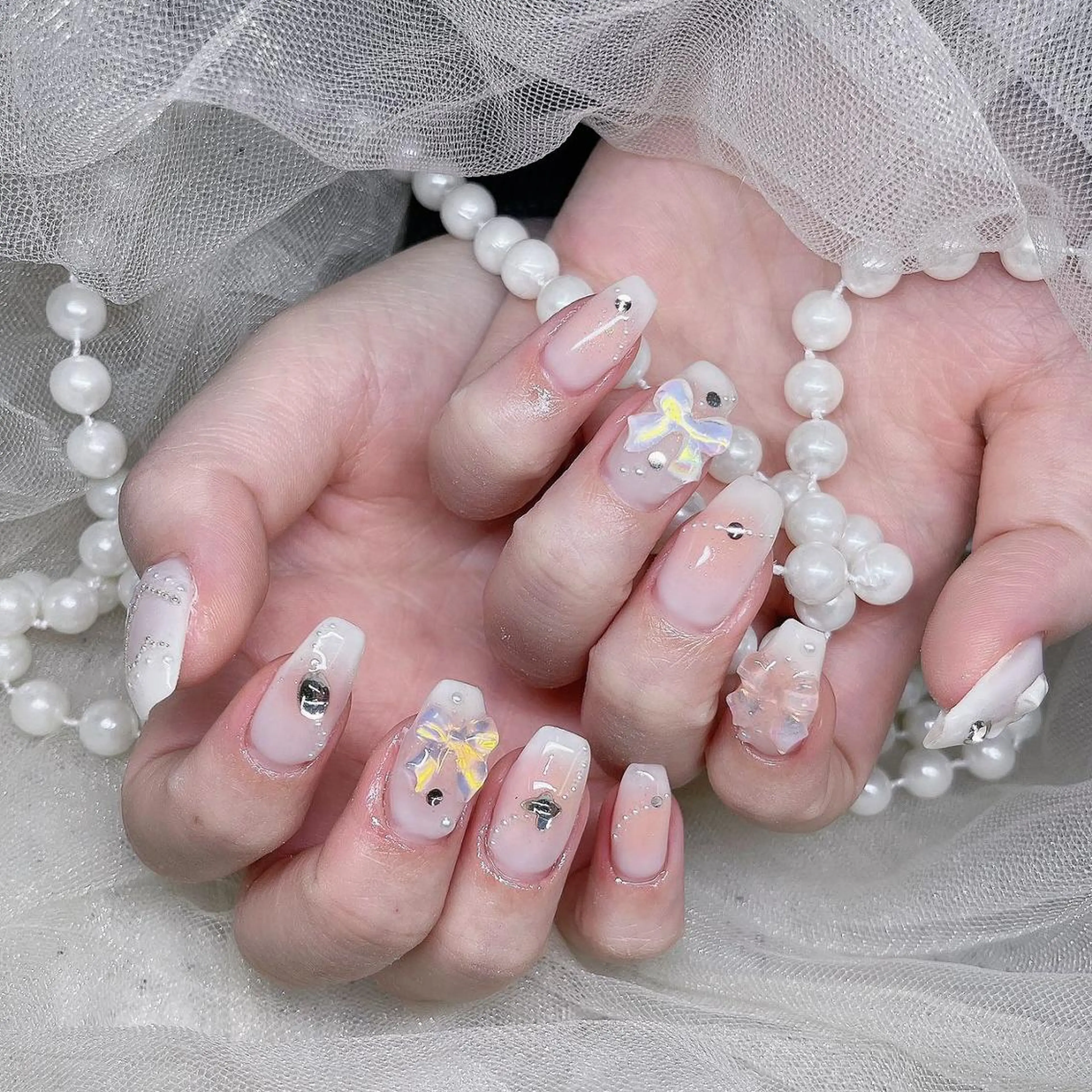 ネイル ハンドネイル Queens テイのネイルデザイン