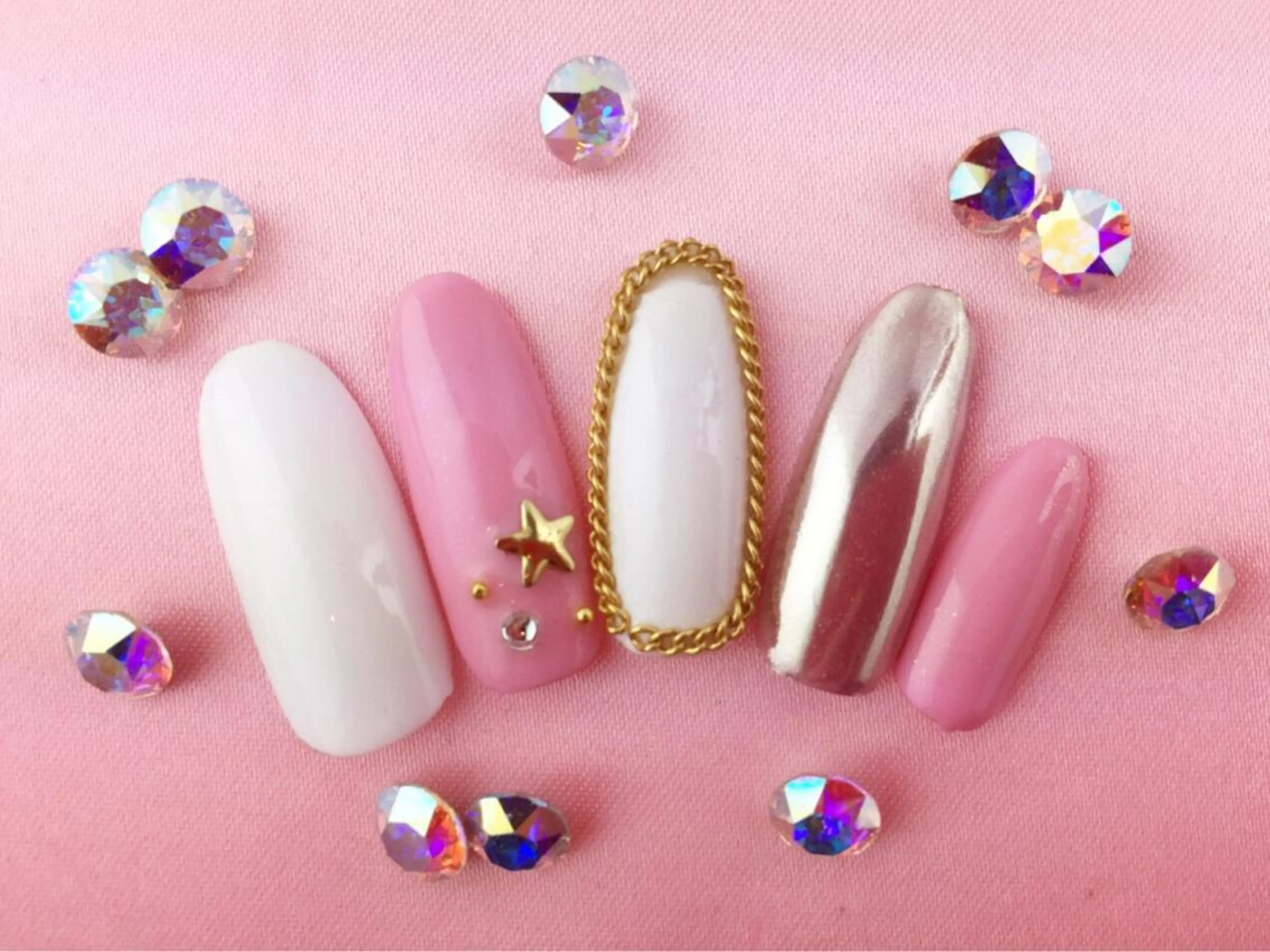 セミロング カラー ネイル NAILSGOGO shibuyaのネイルデザイン