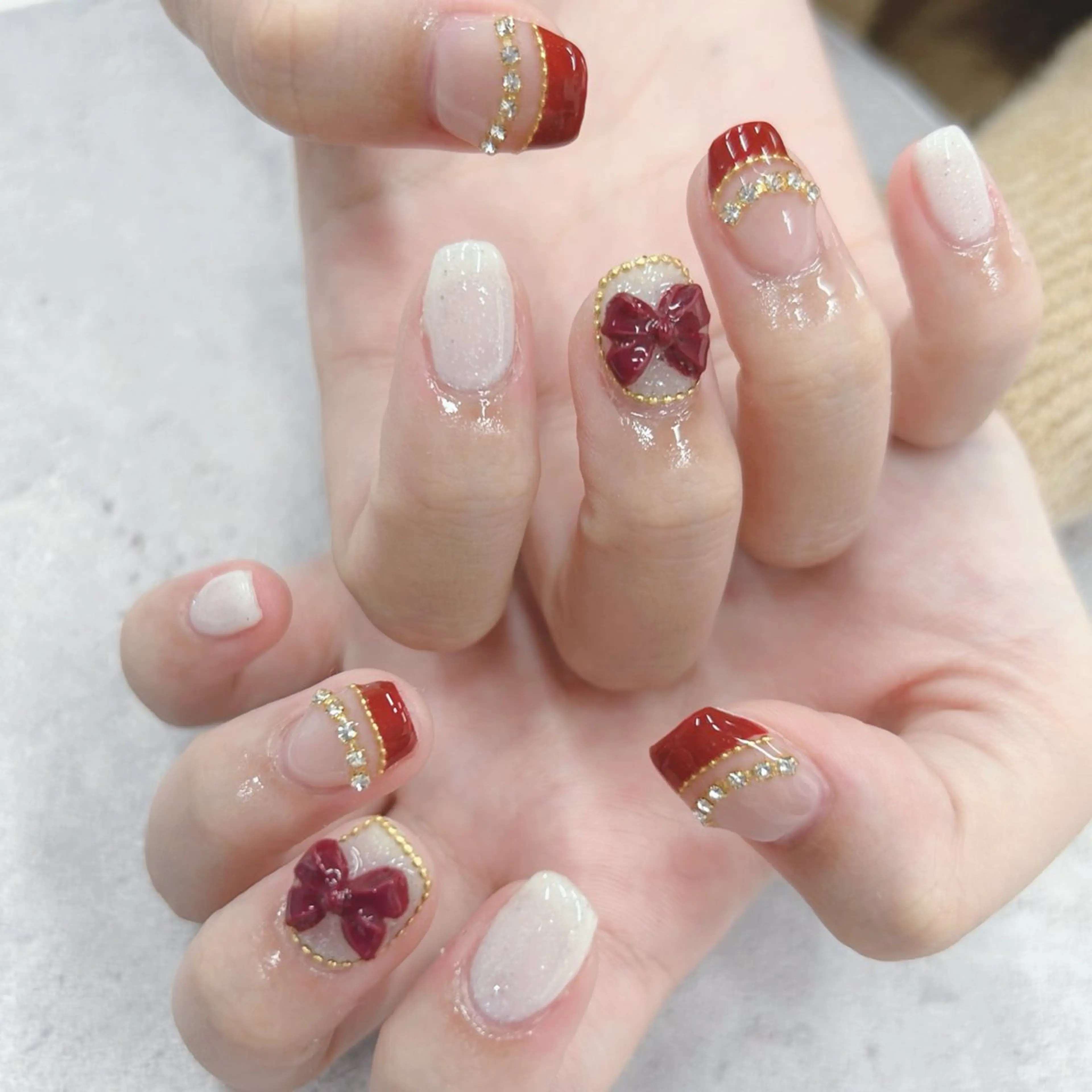 ネイル フレンチネイル リボン ハンドネイル Nail Salon agré所属・agré ネイルサロン アグレのネイルデザイン