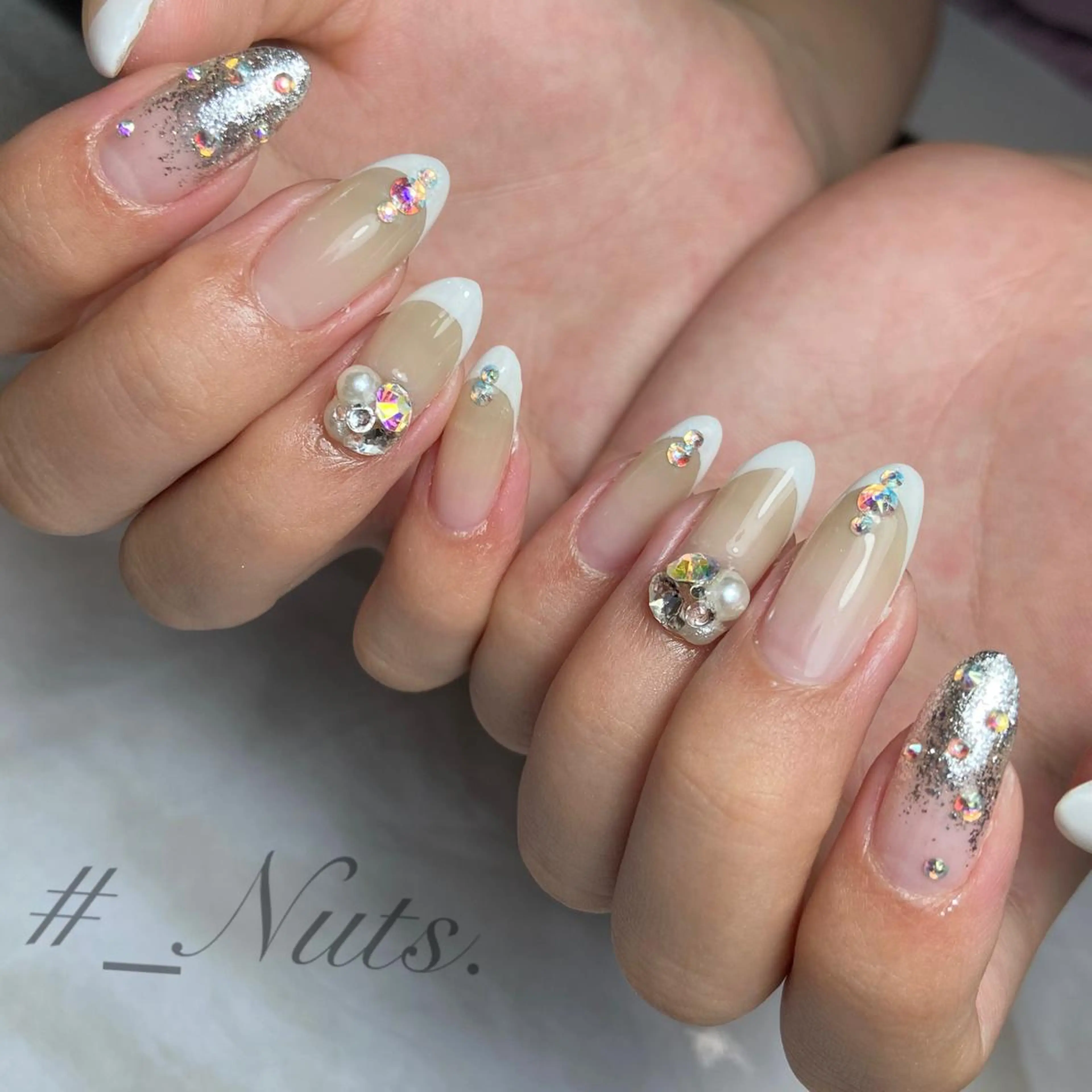 ネイル 土居 夏美のマツエク・マツパデザイン