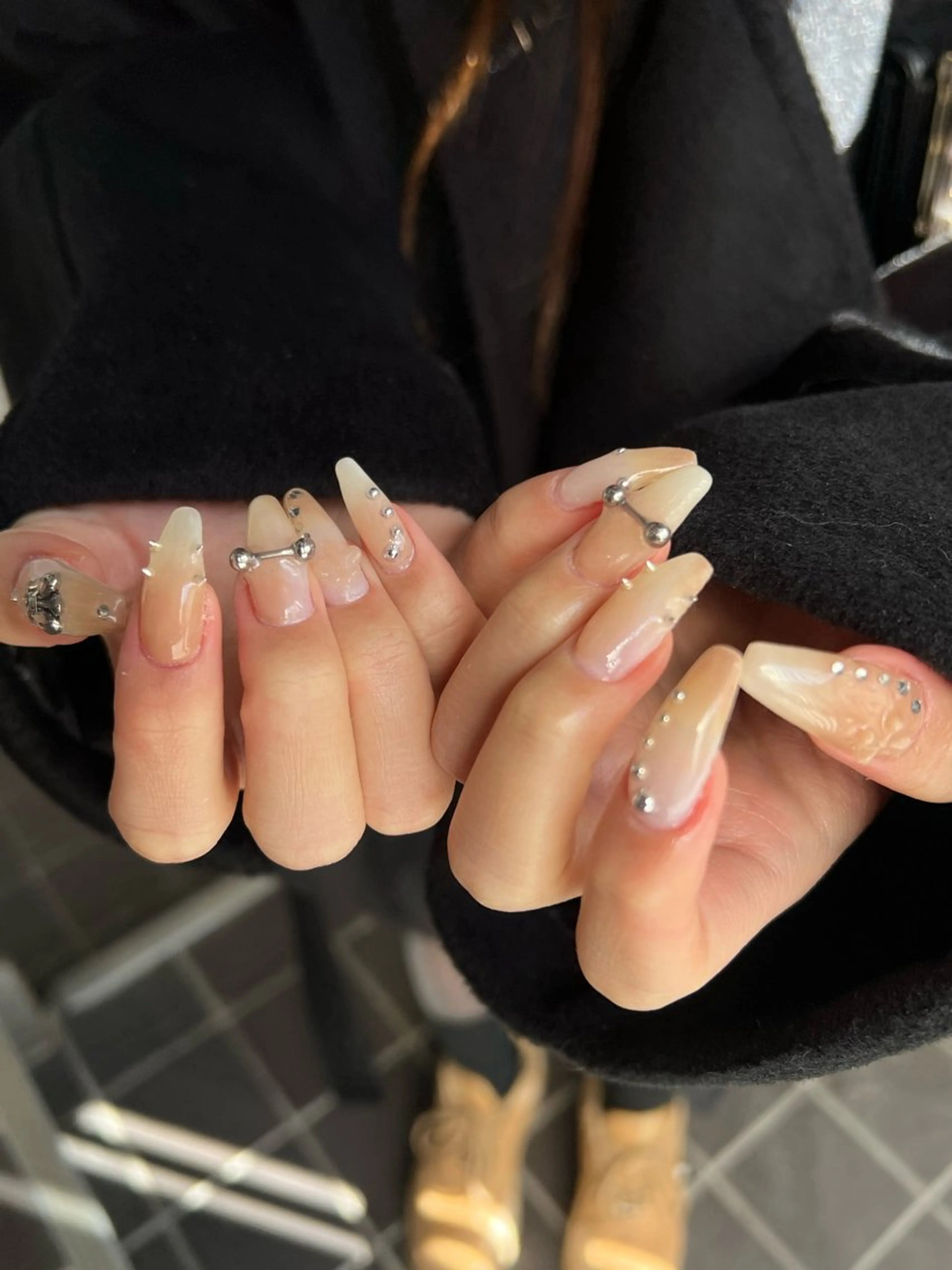 ネイル ハンドネイル Hata nail 🎀個性派ニュアンスのネイルデザイン