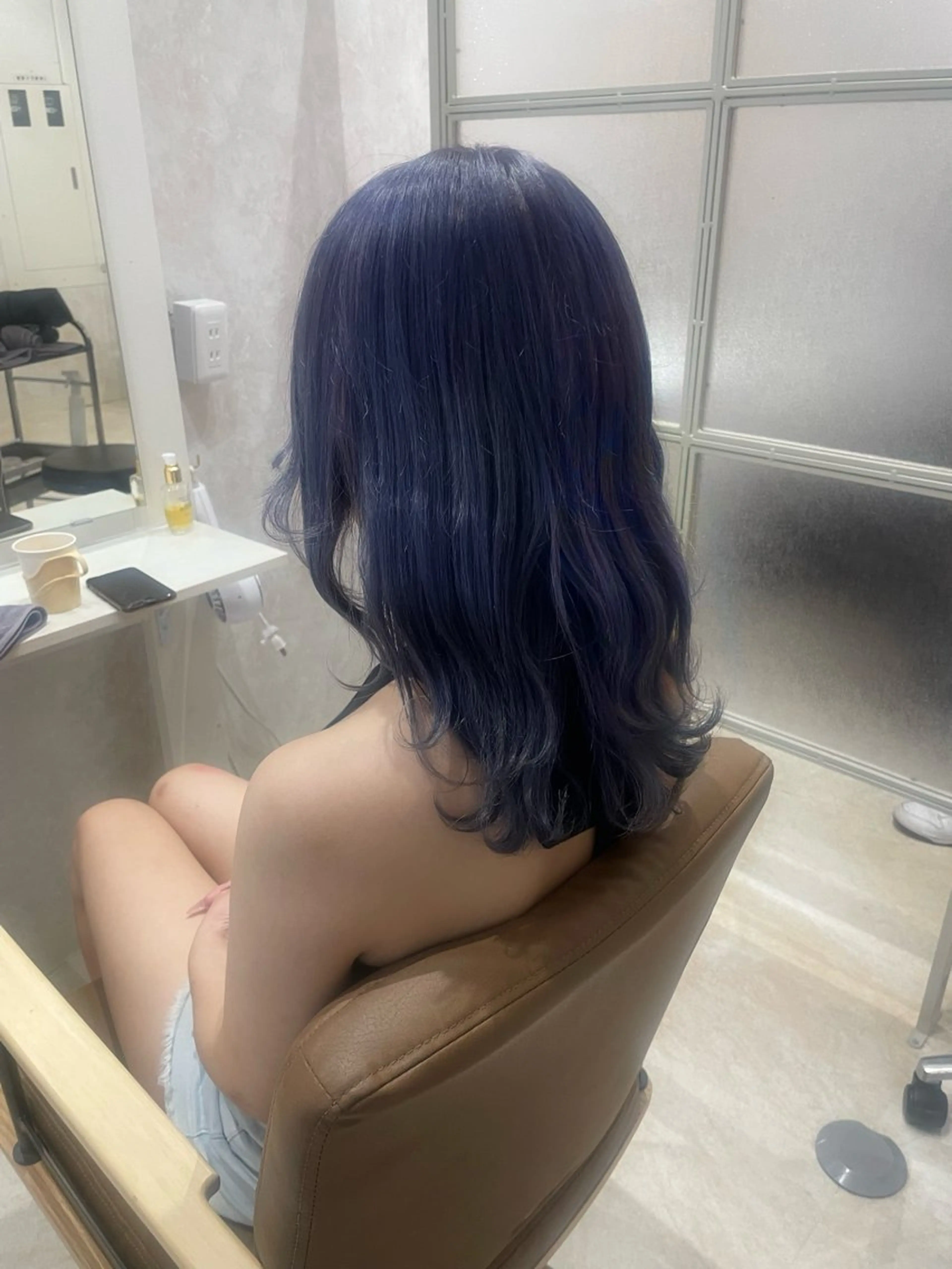 セミロング カラー ブルーカラー ブルーバイオレット バイオレットカラー ヘアカラー トリートメント 〘 ROSSO〙 yunonのヘアスタイル