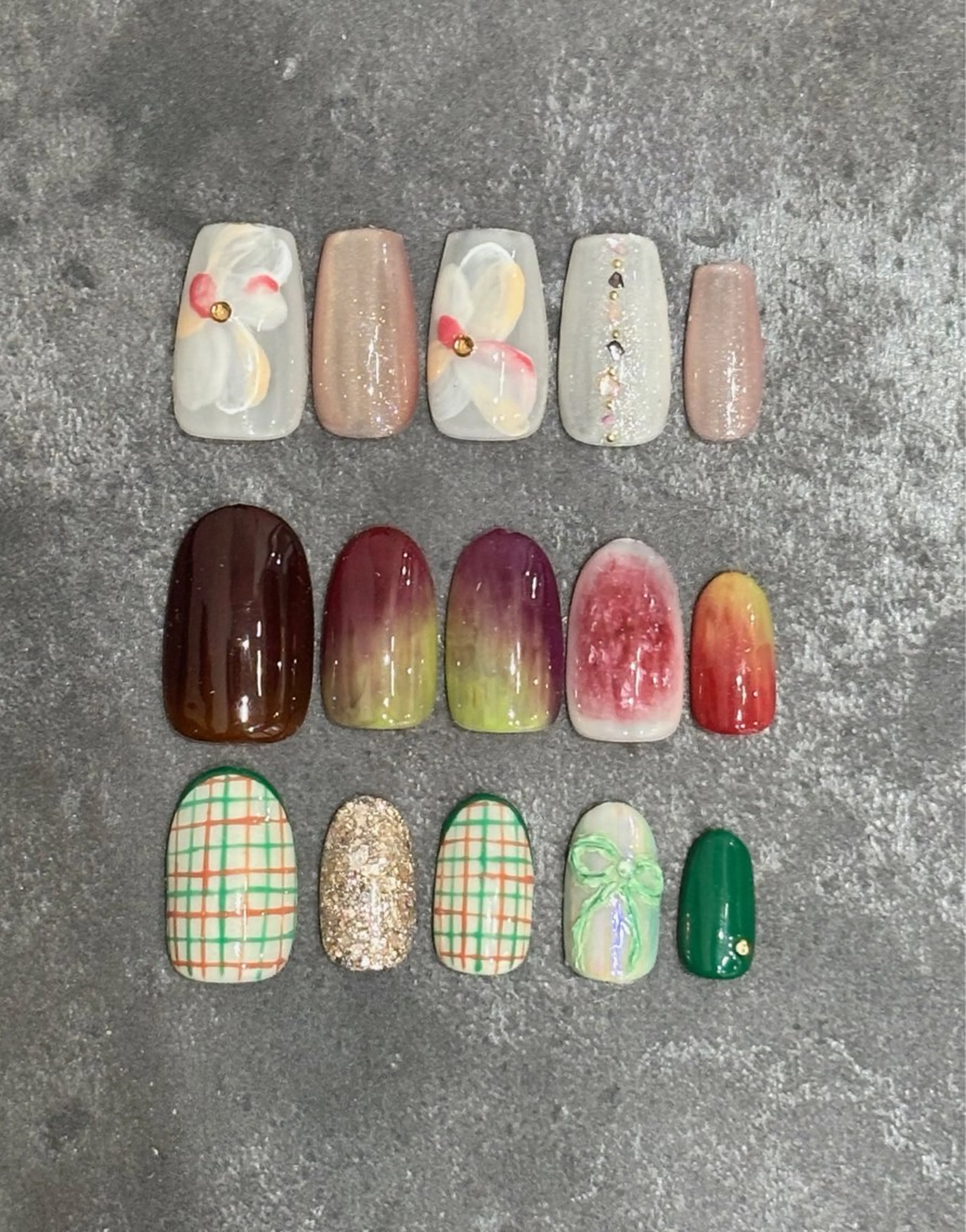 ネイル ハンドネイル SHE所属・SHE adusaのネイルデザイン