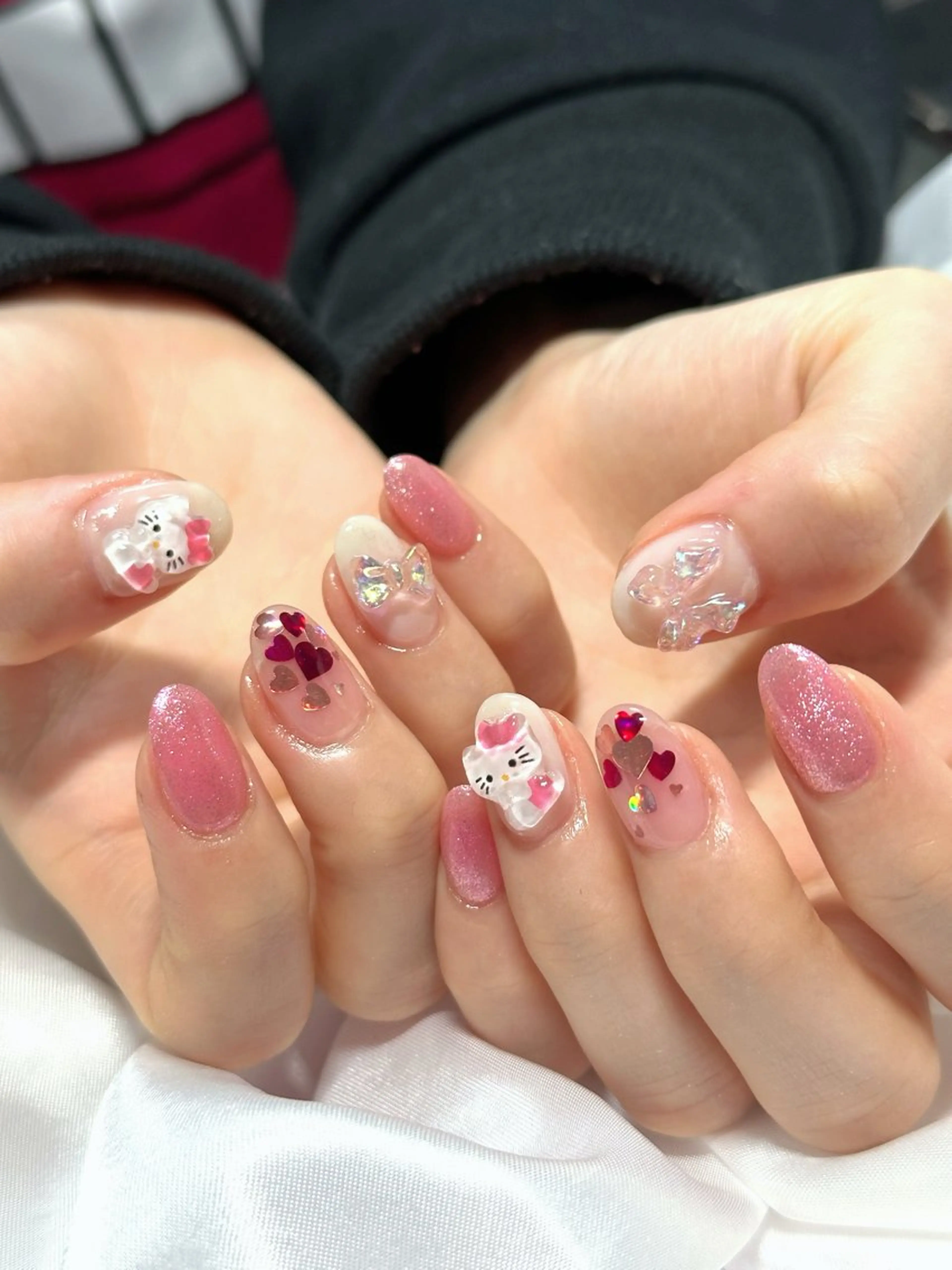 ネイル ハート マグネットネイル ピンク リボン ハンドネイル OKIKA所属・【OKIKA】 らん🦖🌈🧡のマツエク・マツパデザイン