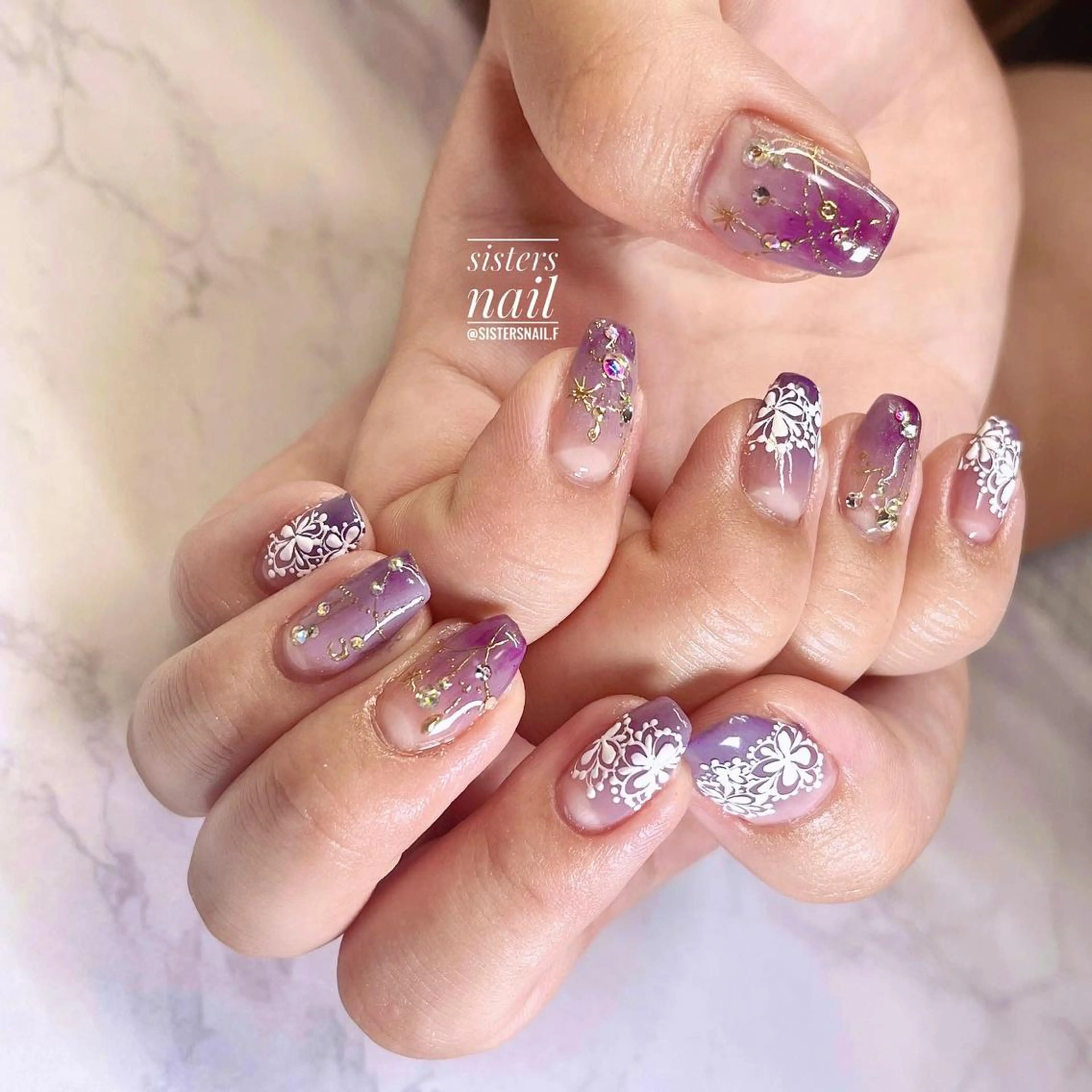 ネイル アートネイル ジェルネイル グラデーション レース マグネットネイル sisters nail.fのネイルデザイン