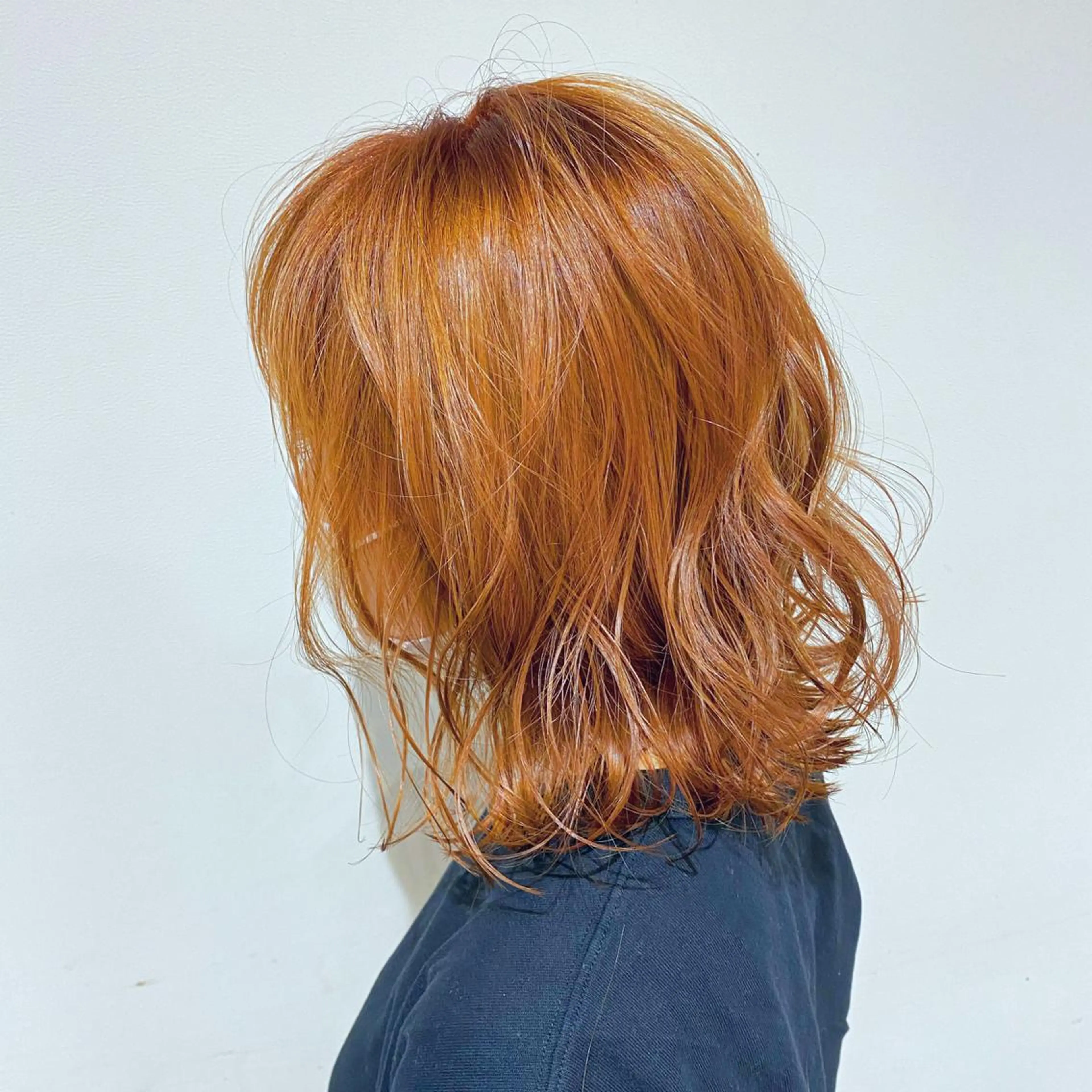 ショート カラー アッシュ アッシュグレー アッシュグレージュ バレイヤージュ ミストバング AMI Hair  supply所属・髪質改善カラー 韓国風レイヤーのヘアスタイル