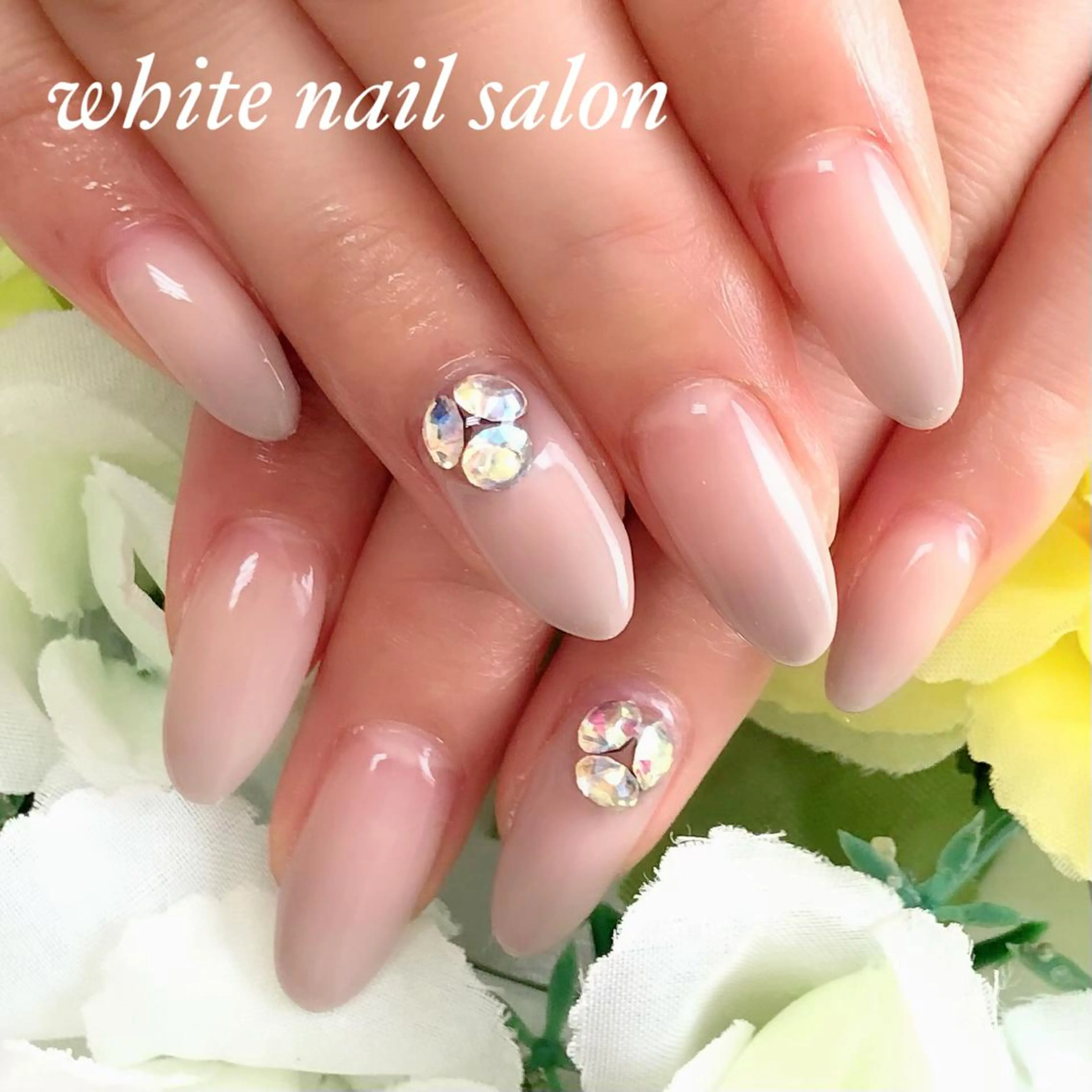 ネイル アートネイル フレンチネイル ジェルネイル グラデーション ハードジェル ハンドネイル white nail salonのネイルデザイン