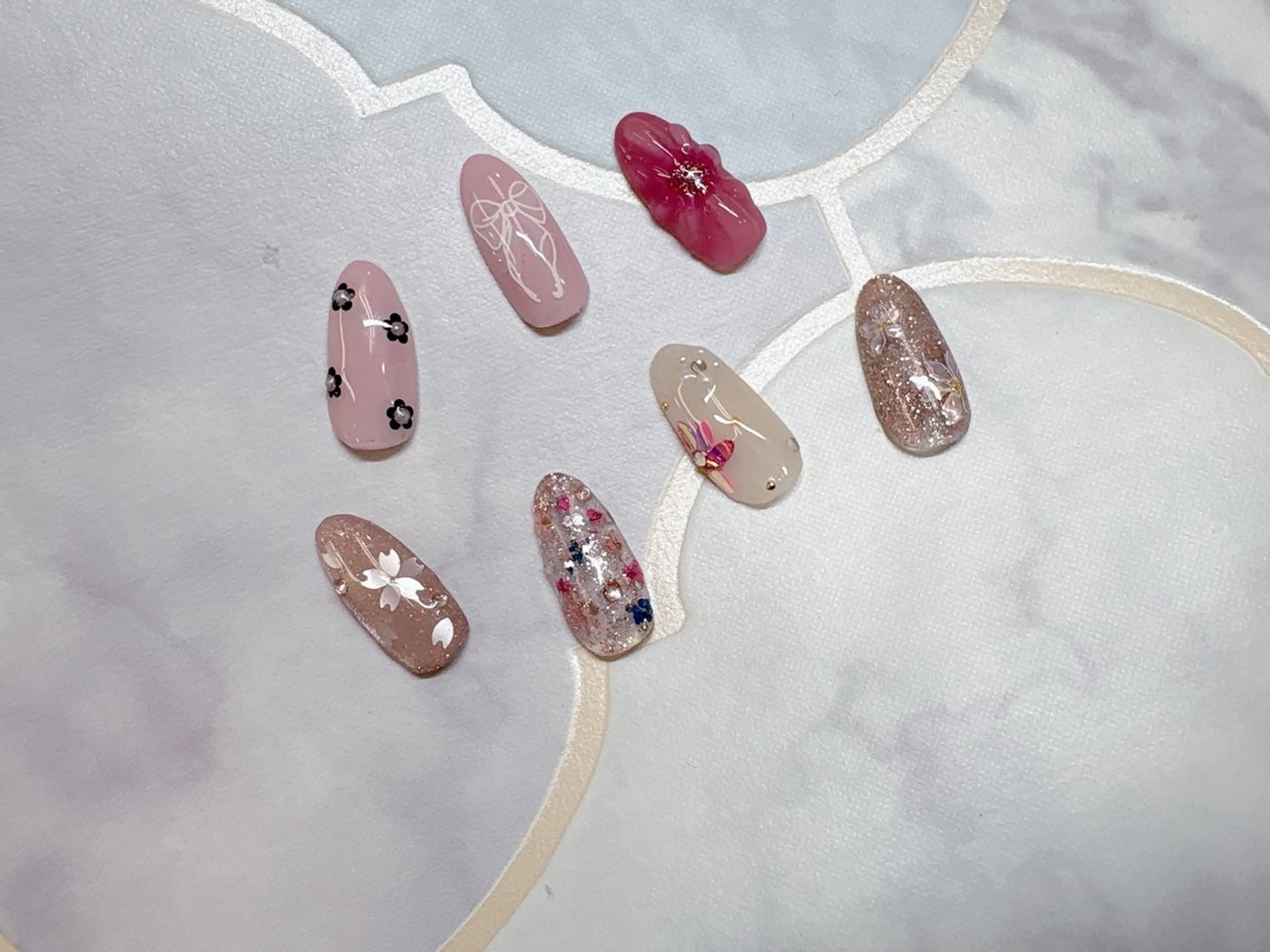 ネイル アートネイル 持ち込み 春ネイル ハンドネイル NAIL GALLERY Avant【アヴァン】伊丹店所属・Avant Sakiのネイルデザイン