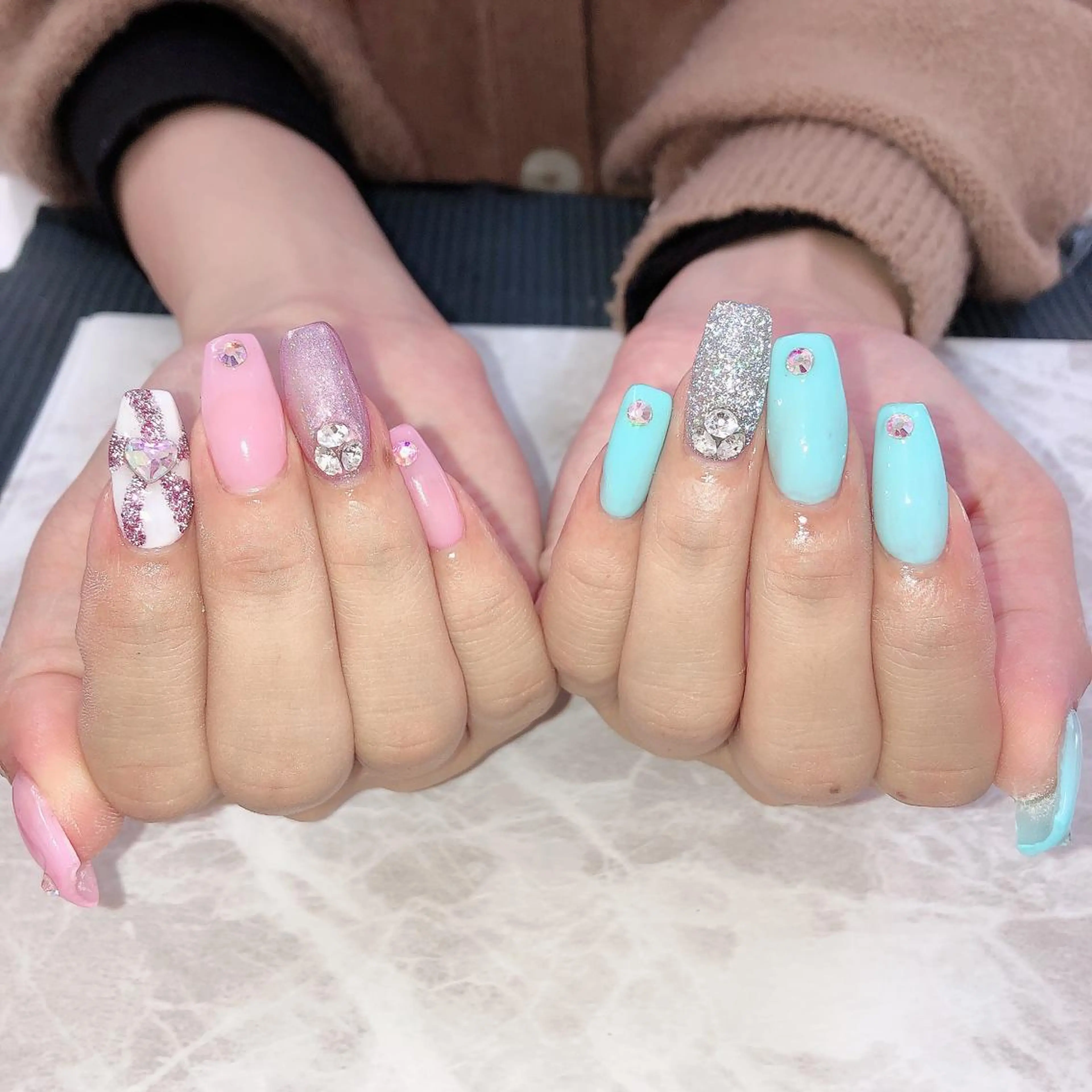 ネイル L'ea  Rose レア・ローズのネイルデザイン