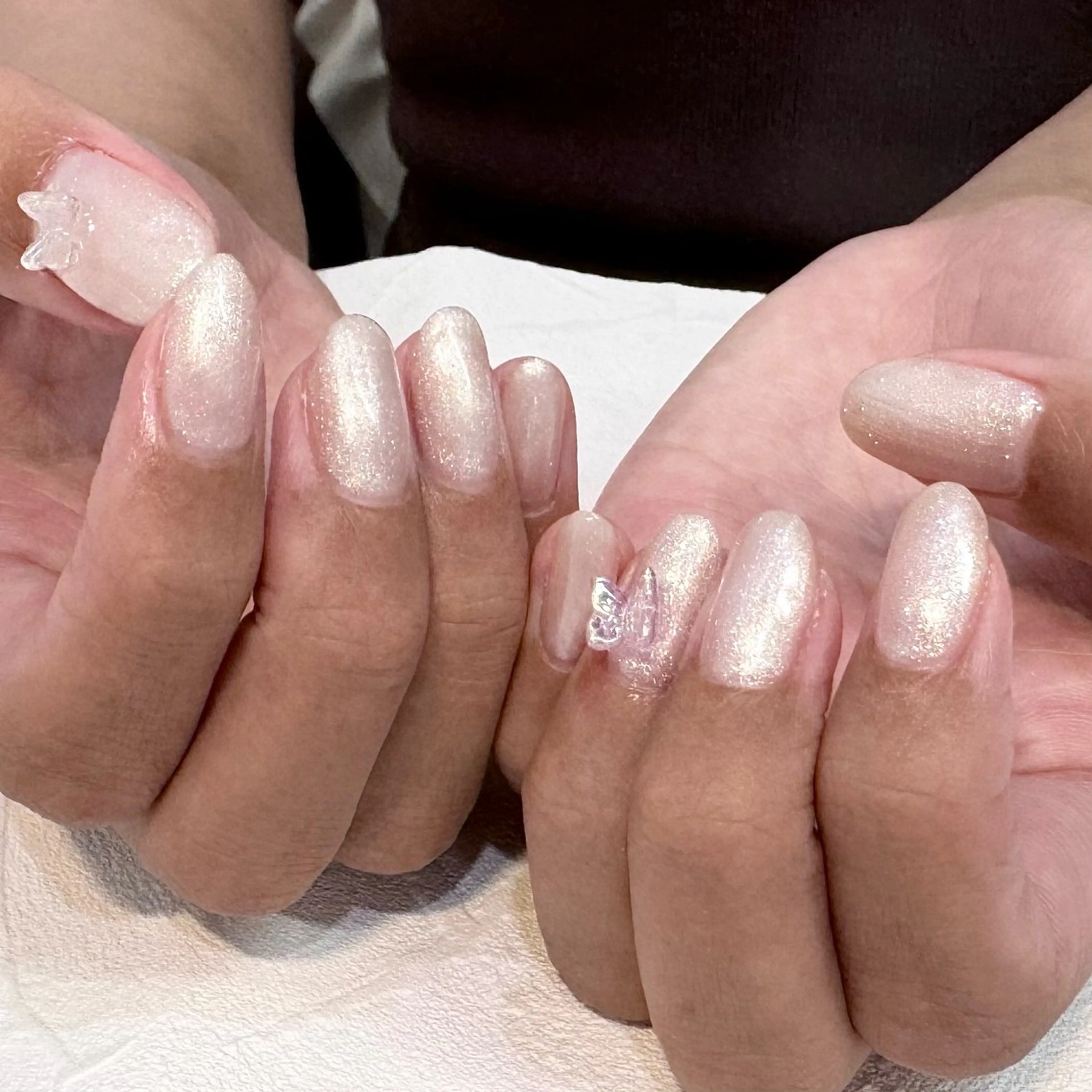 ネイル RIEKO🍒 ワンホン♡推しネイルのネイルデザイン