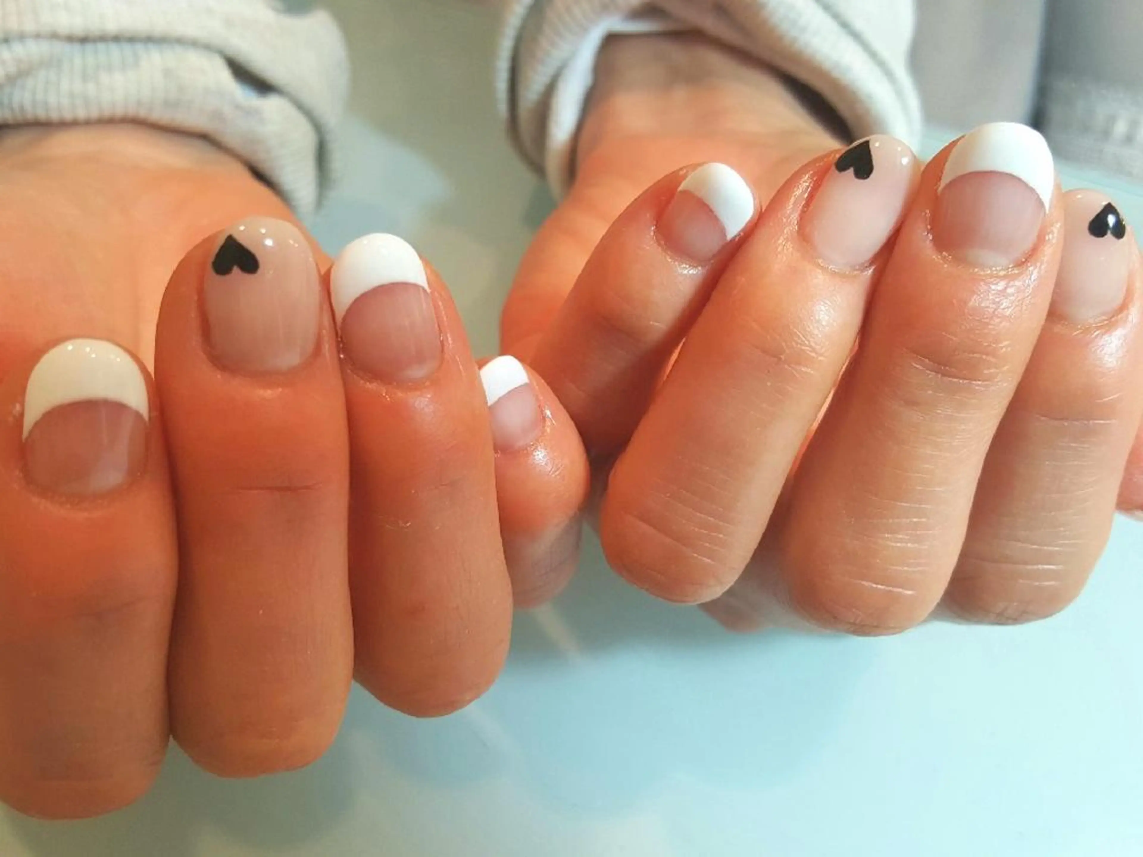 ネイル フレンチネイル ハート 人気エリア💖完全個室【ルリエ】所属・ネイルサロン Lelienルリエのネイルデザイン