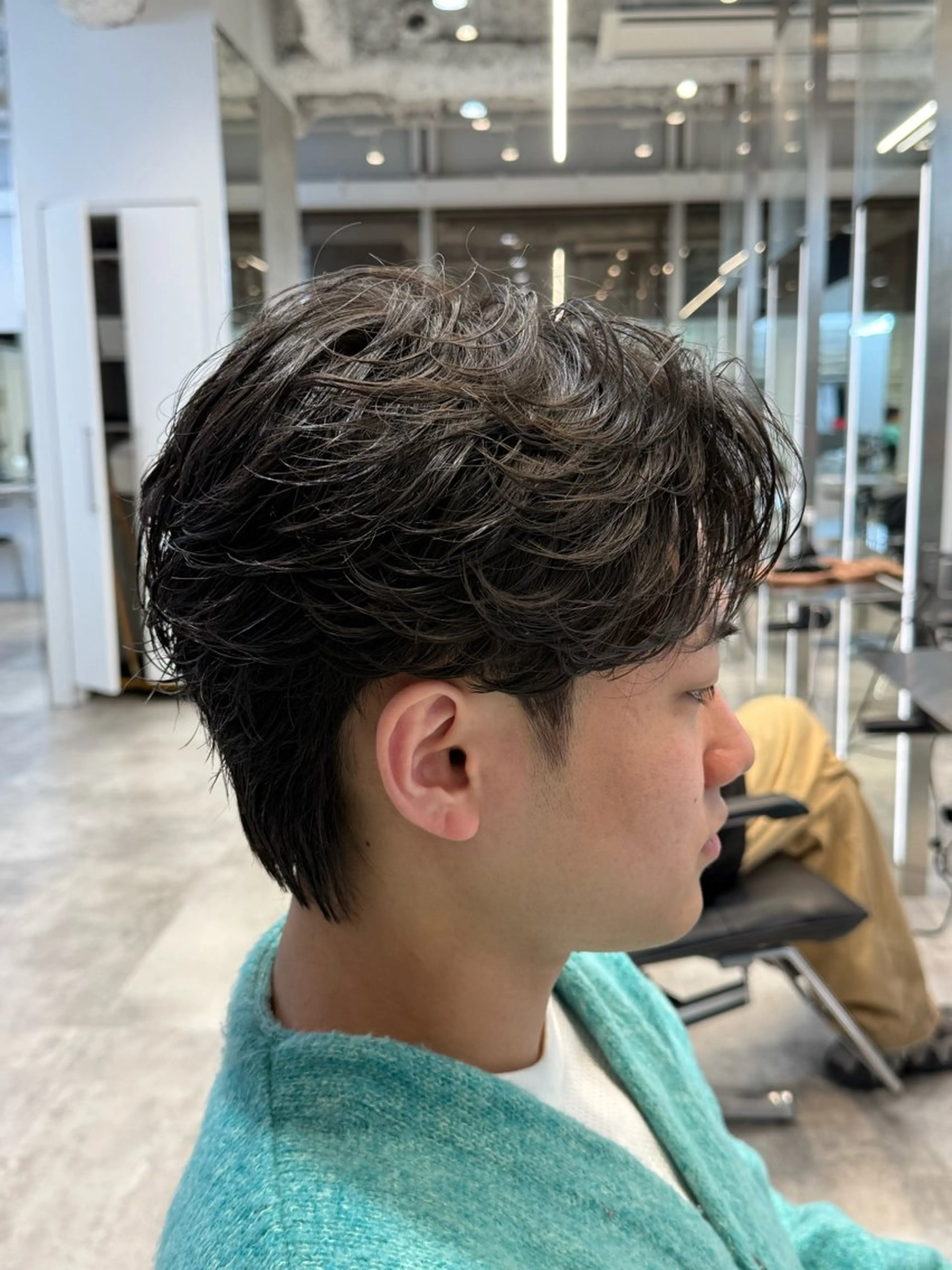 パーマ メンズ フェザーパーマ メンズパーマ 刈り上げ ニュアンスパーマ カット パーマ トリートメント 【fifth】渡部 永遠のヘアスタイル