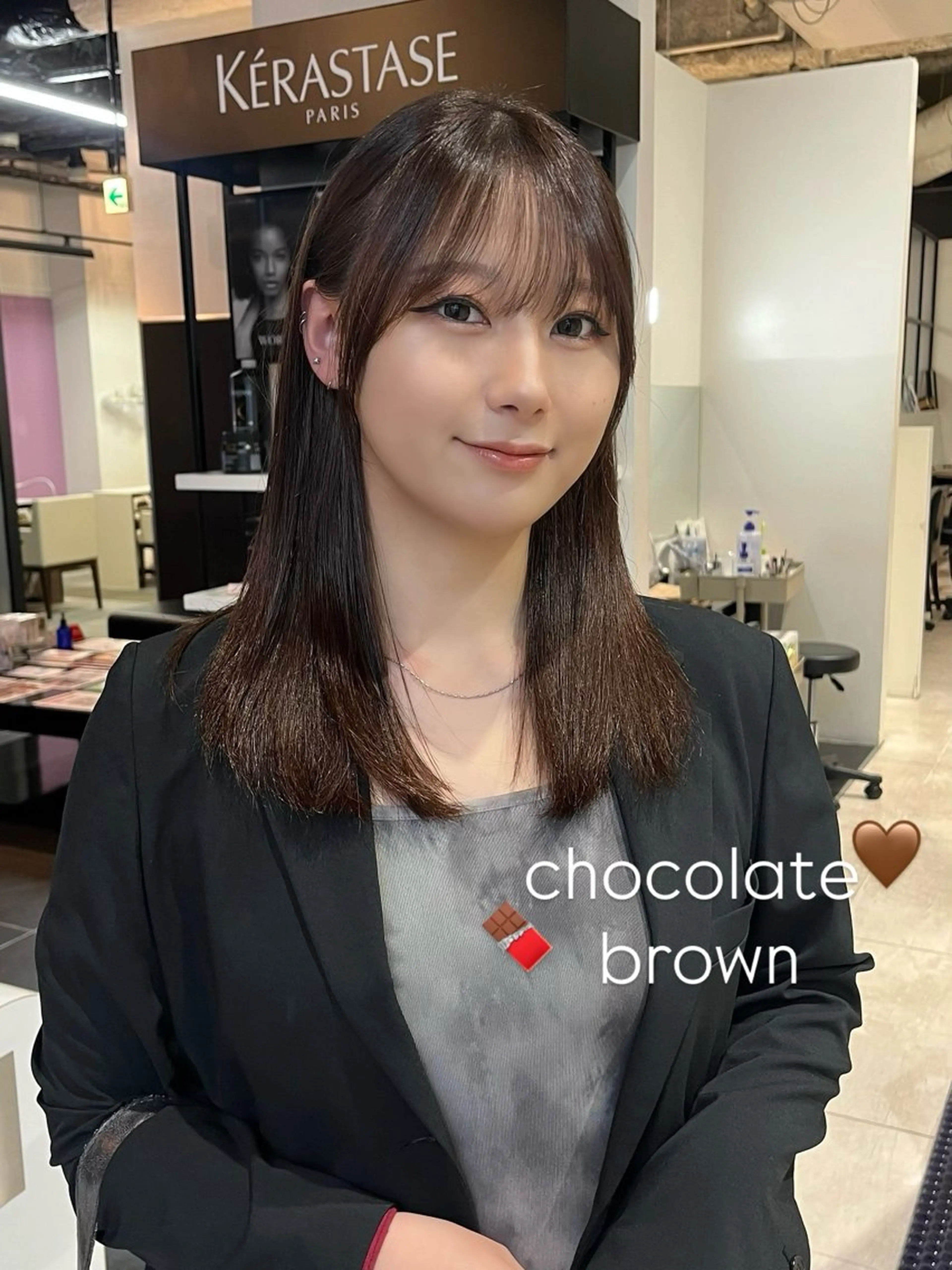 ミディアム カラー ミディアムレイヤー ブラウンカラー チョコレートブラウン レイヤーカット カット ヘアカラー trico心斎橋 ナツミのヘアスタイル