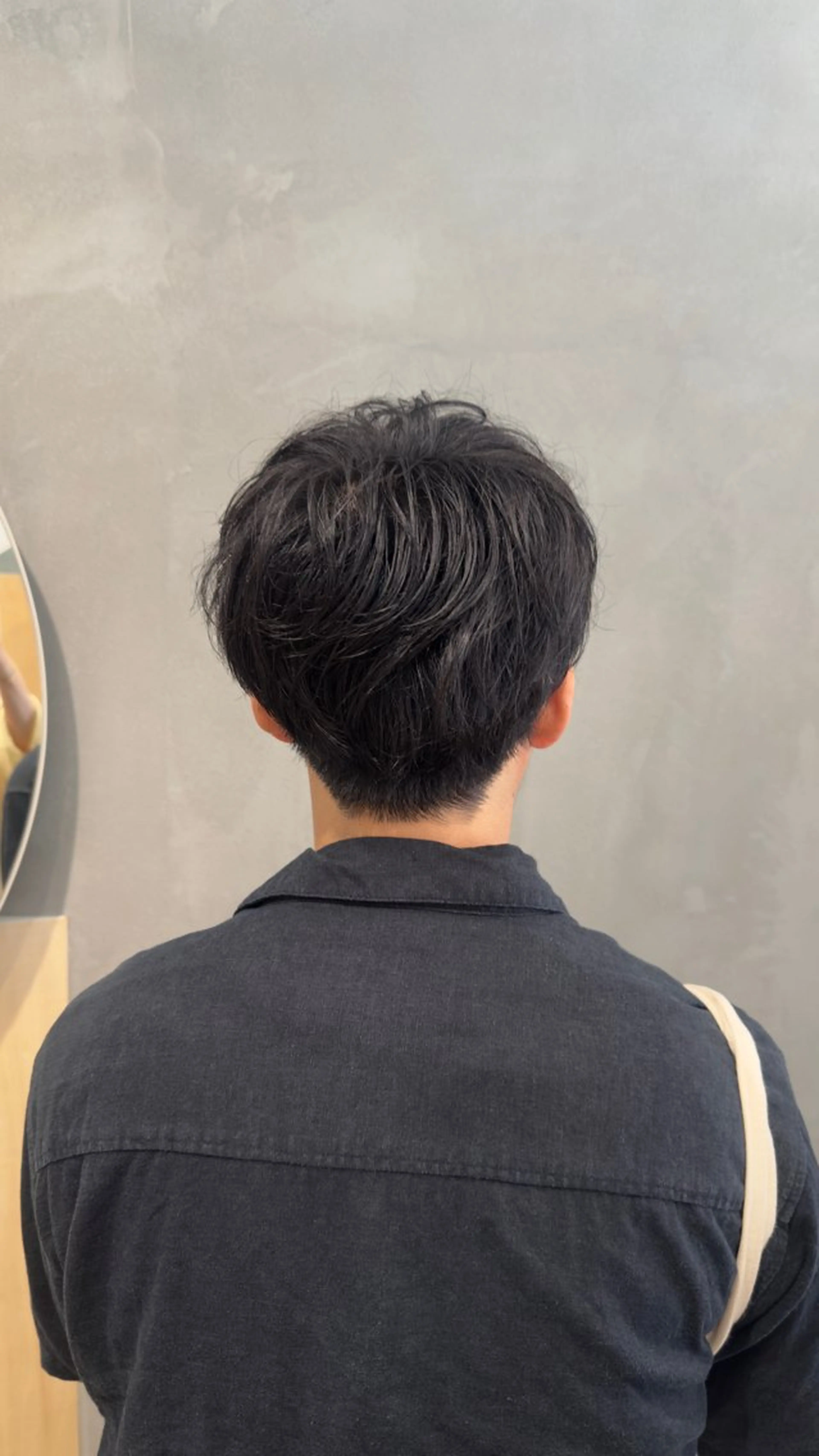 ショート メンズ 刈り上げ AMRITA omotesando所属・都築 菜美のヘアスタイル