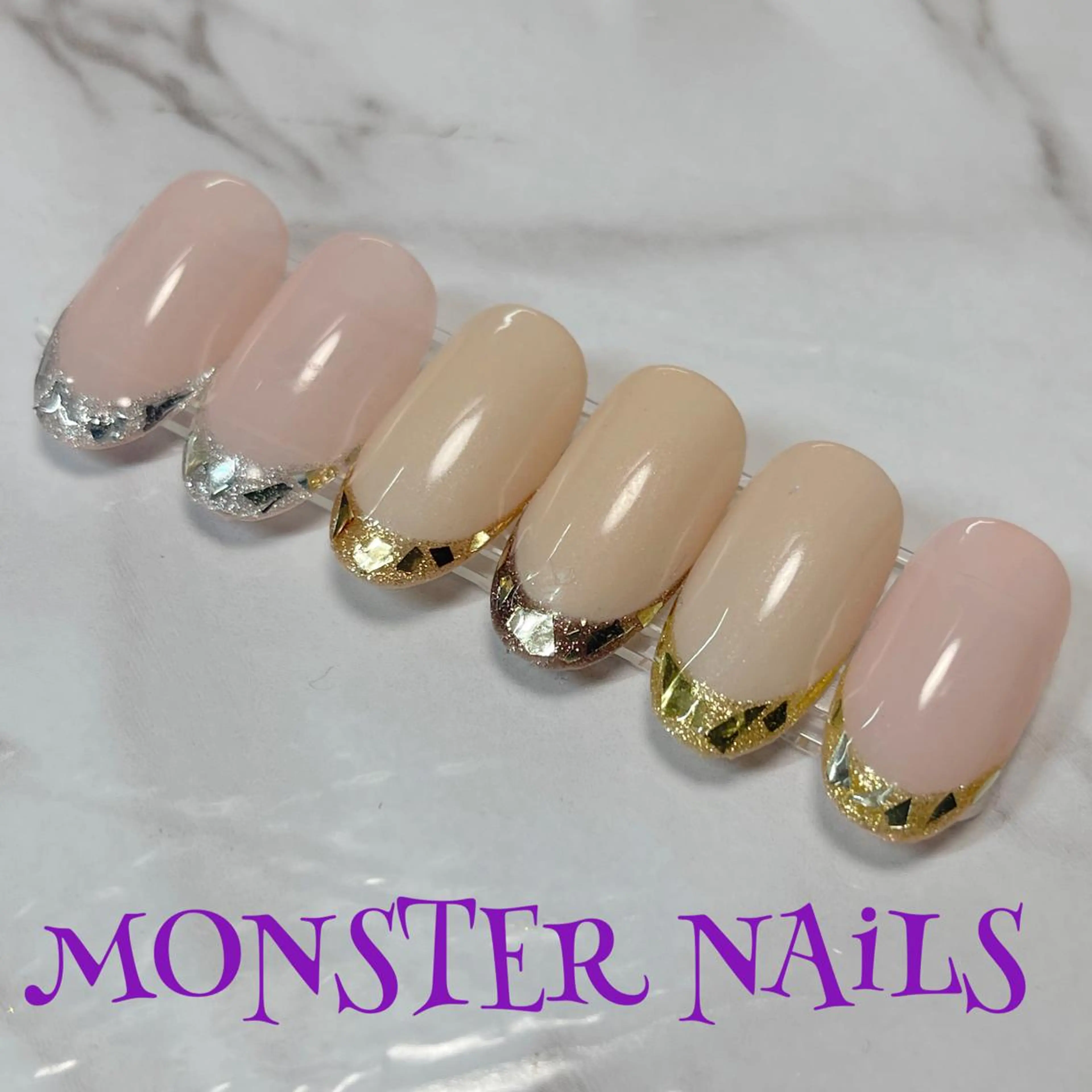 ネイル フレンチネイル ガラスフレンチ MONSTER NAiLSのネイルデザイン