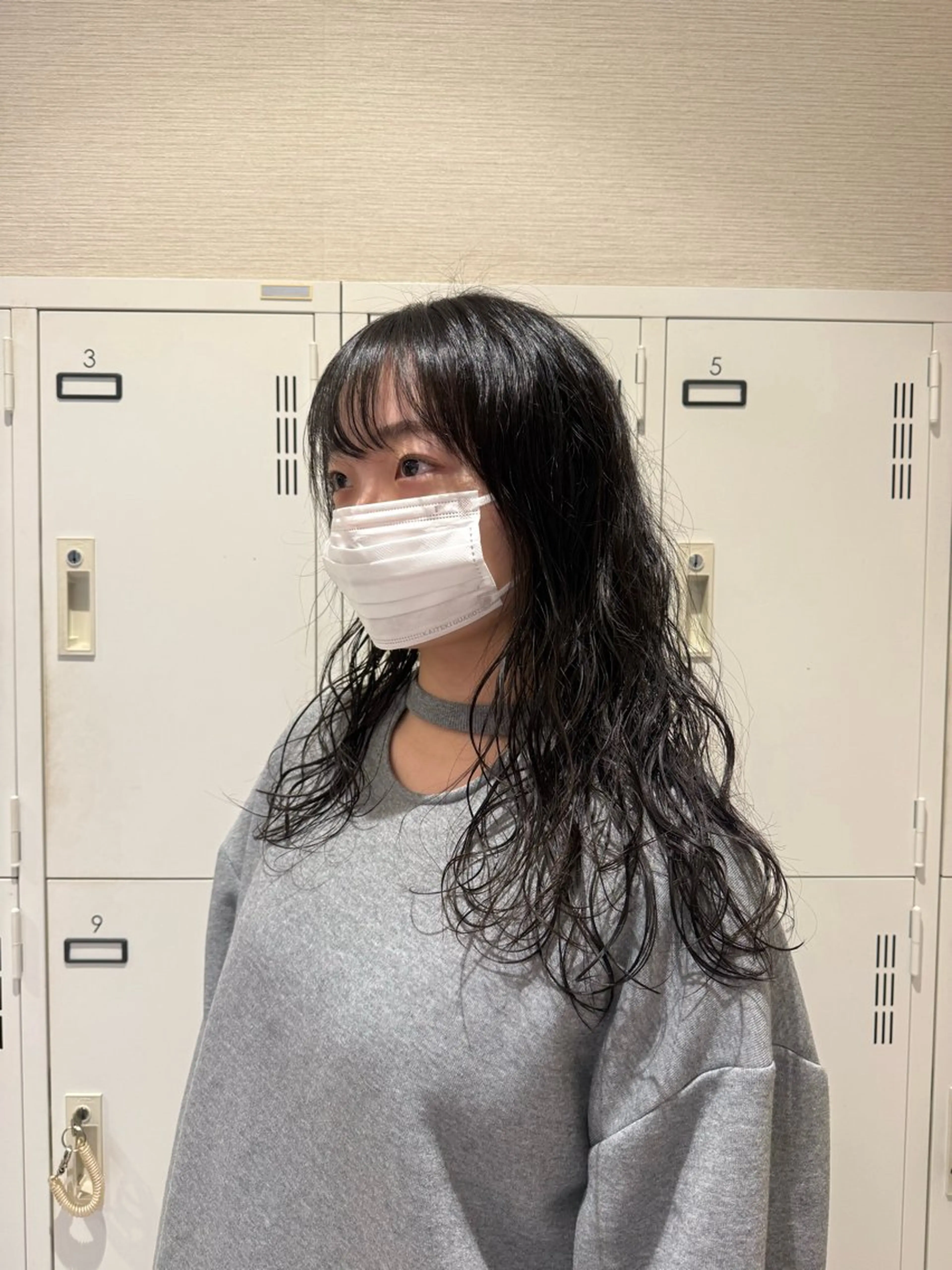 ロング パーマ パーマ パーマ×レイヤー| カラー カホ🪩🤍のヘアスタイル