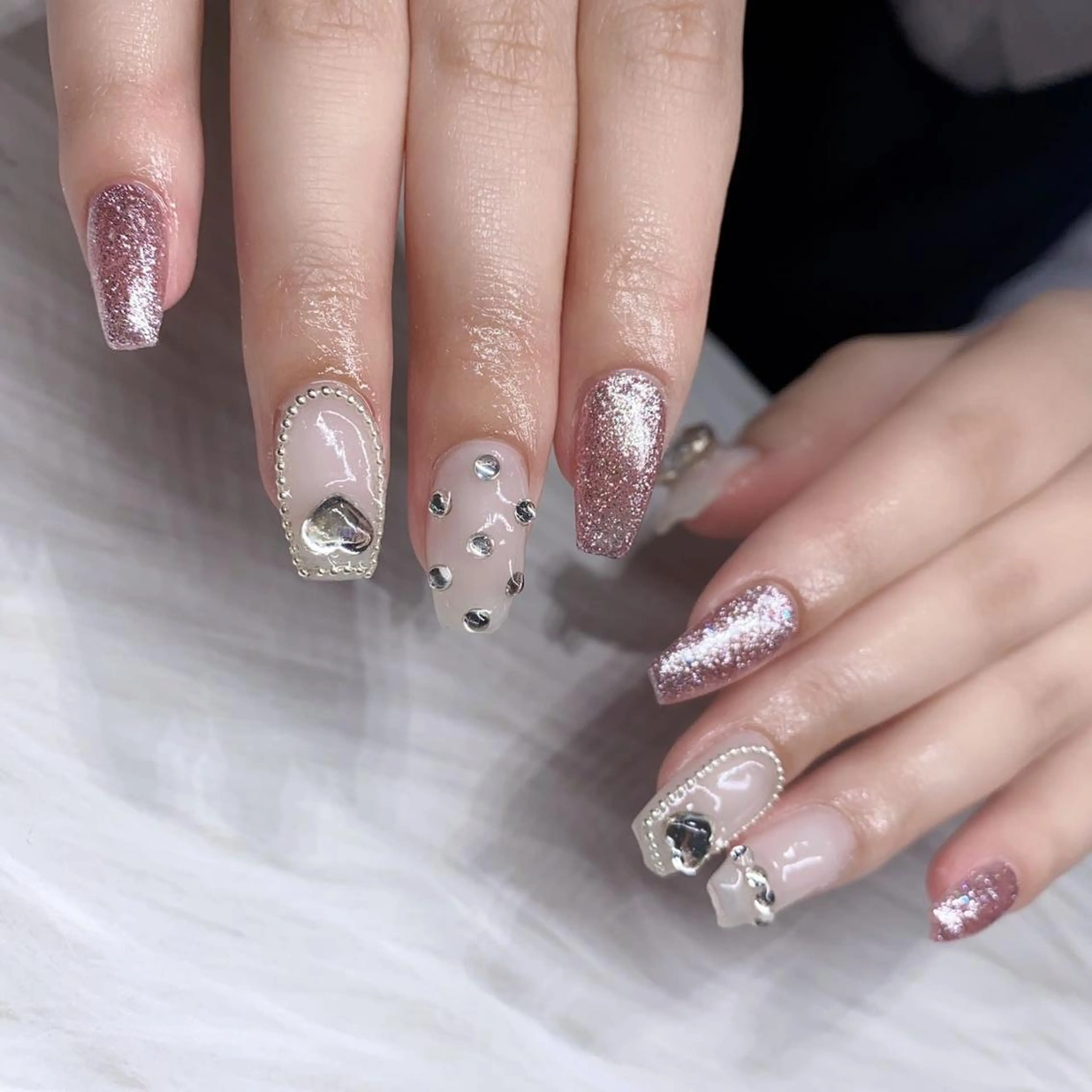 ネイル 長さ出し スカルプネイル Queens momoのネイルデザイン